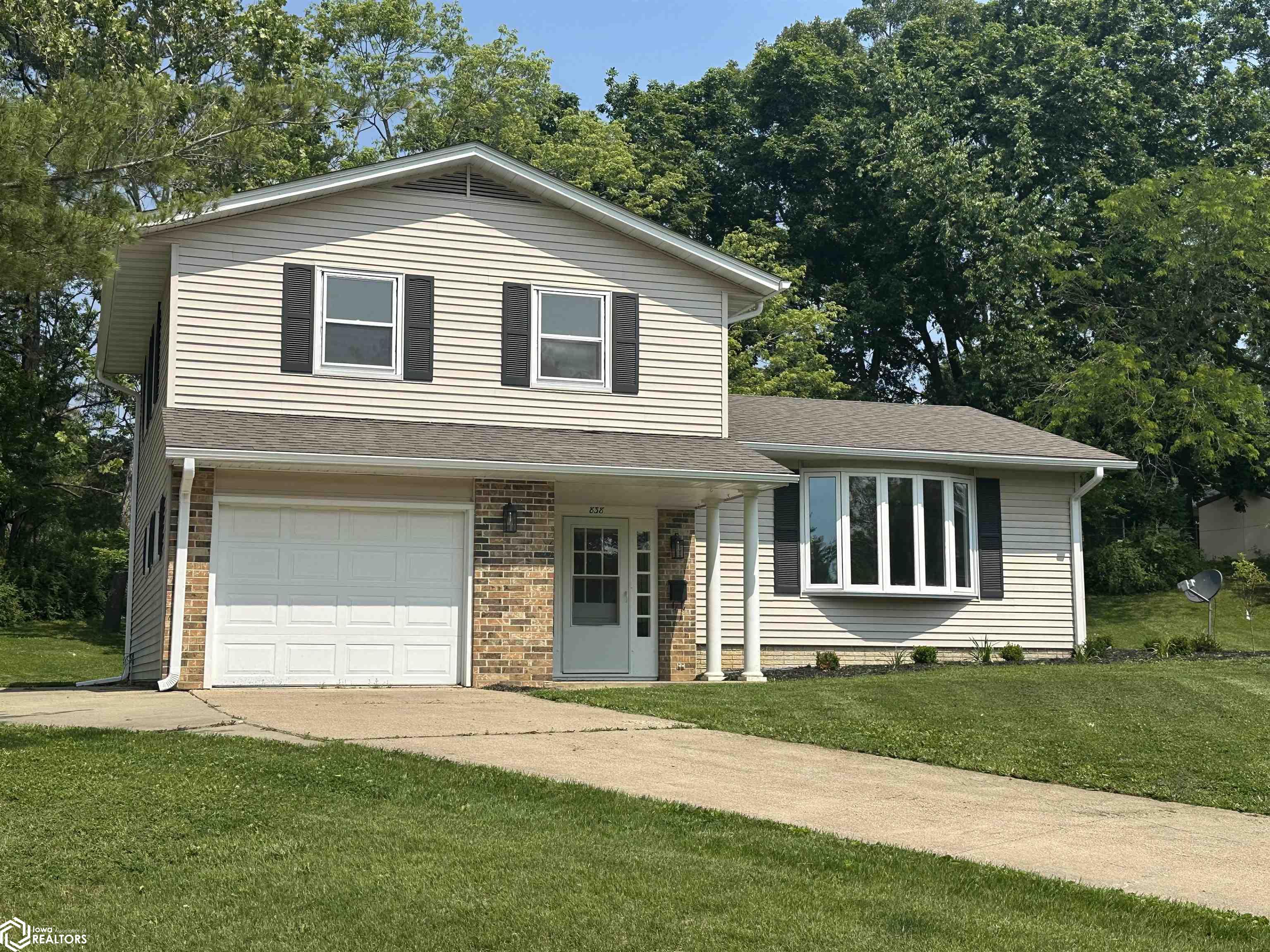 838 Mikels Drive, Centerville, Iowa image 1
