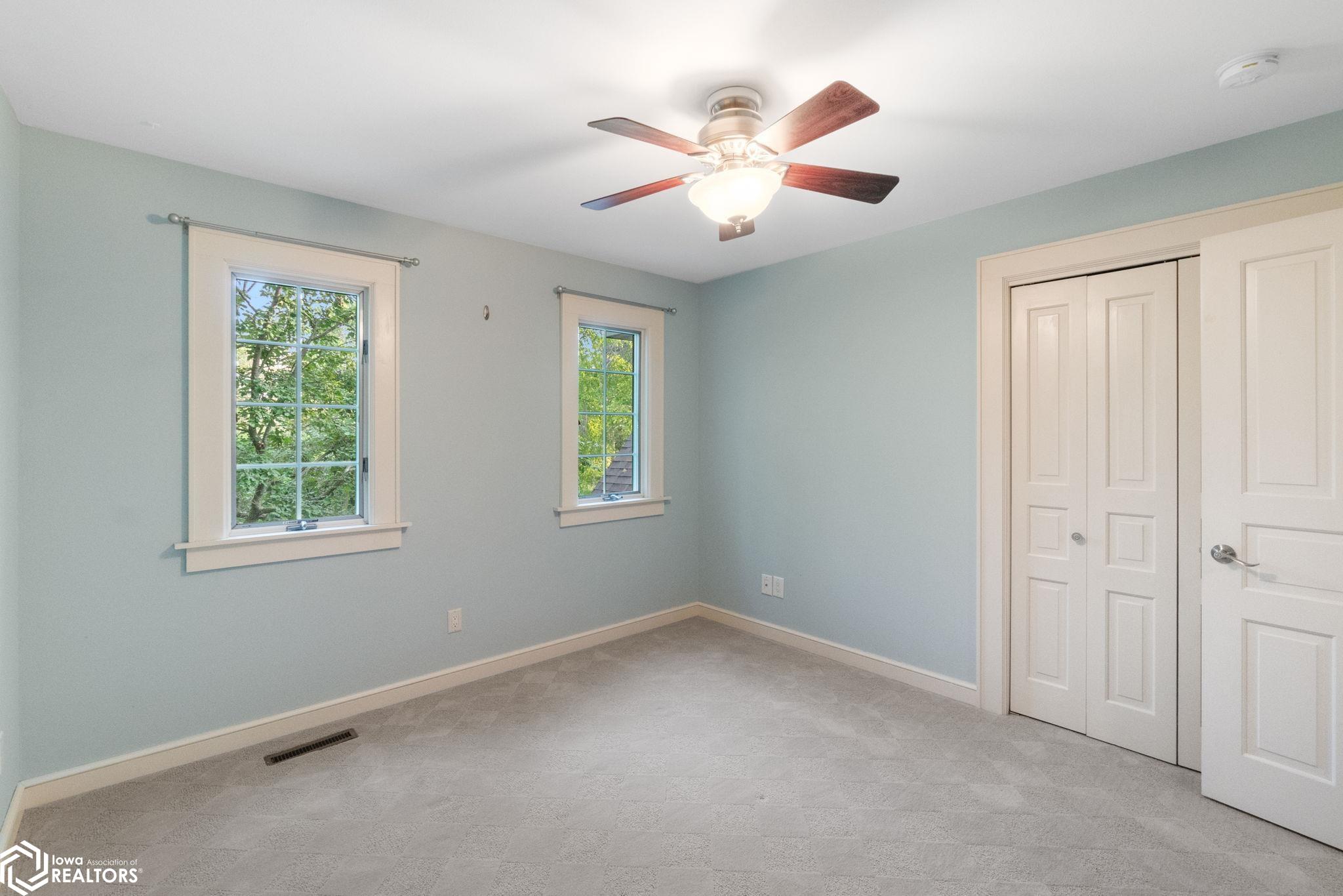 30 Burr Oak Lane, Mason City, Iowa image 32