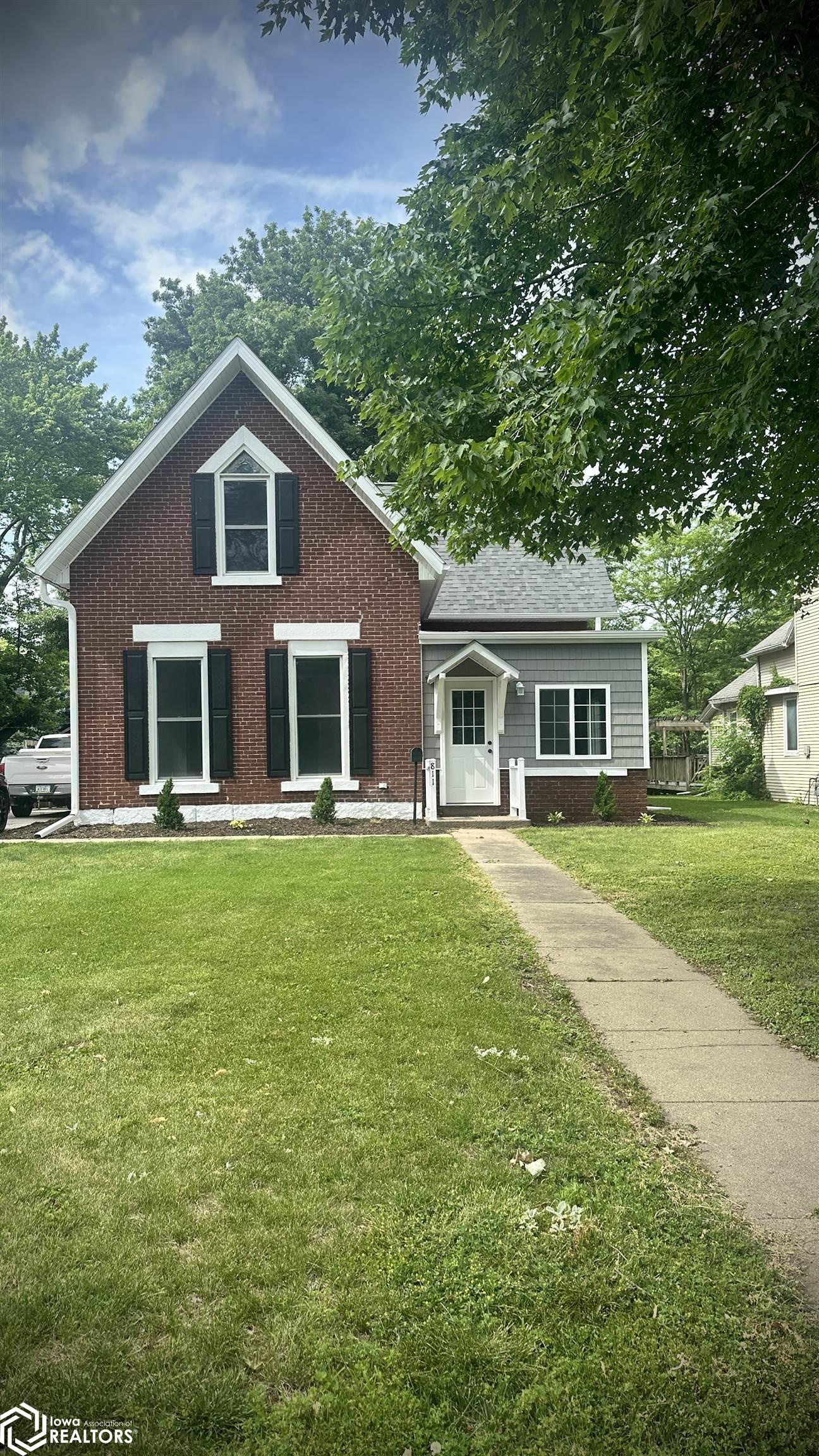 811 C Avenue, Oskaloosa, Iowa image 1