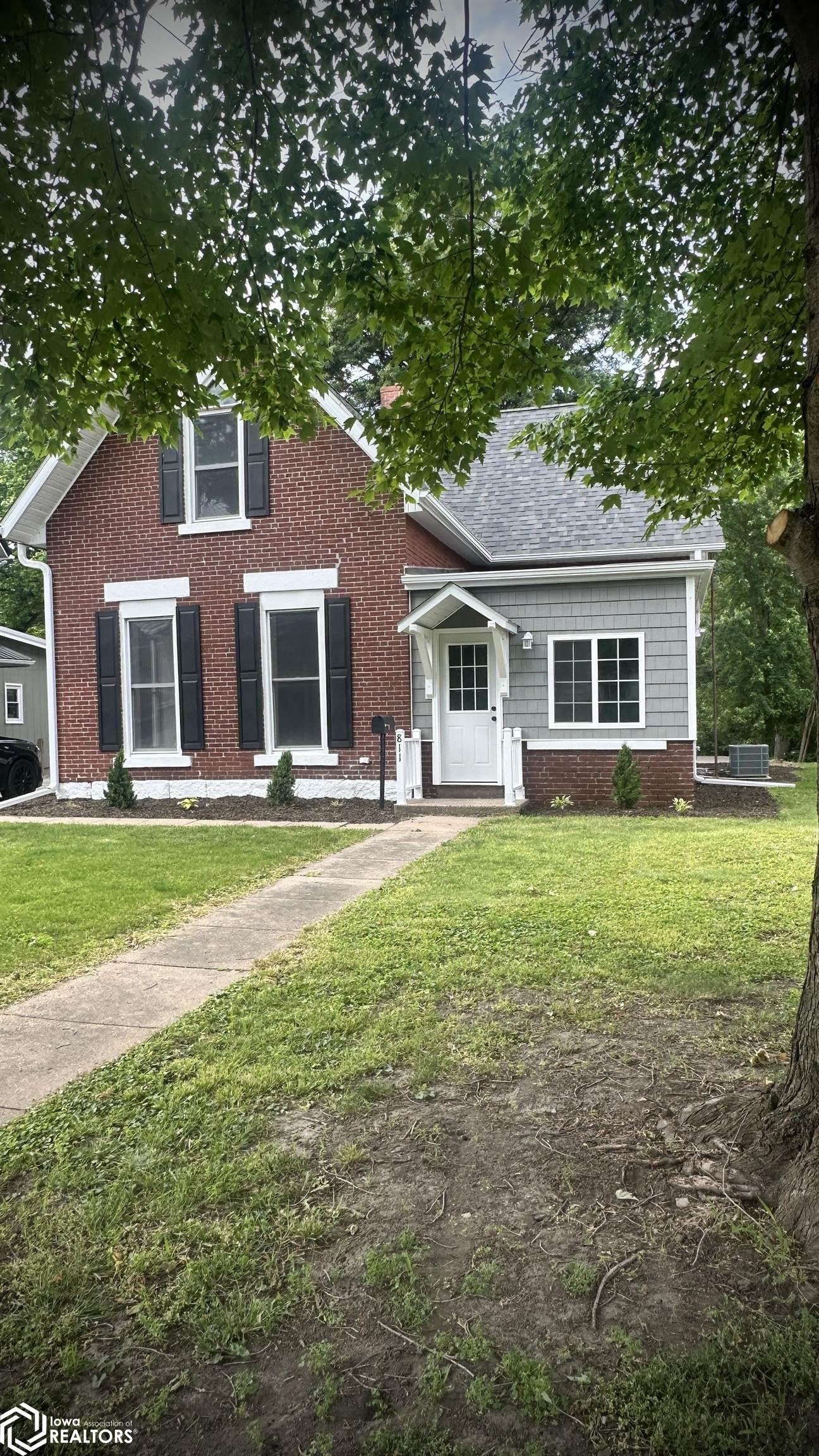 811 C Avenue, Oskaloosa, Iowa image 3