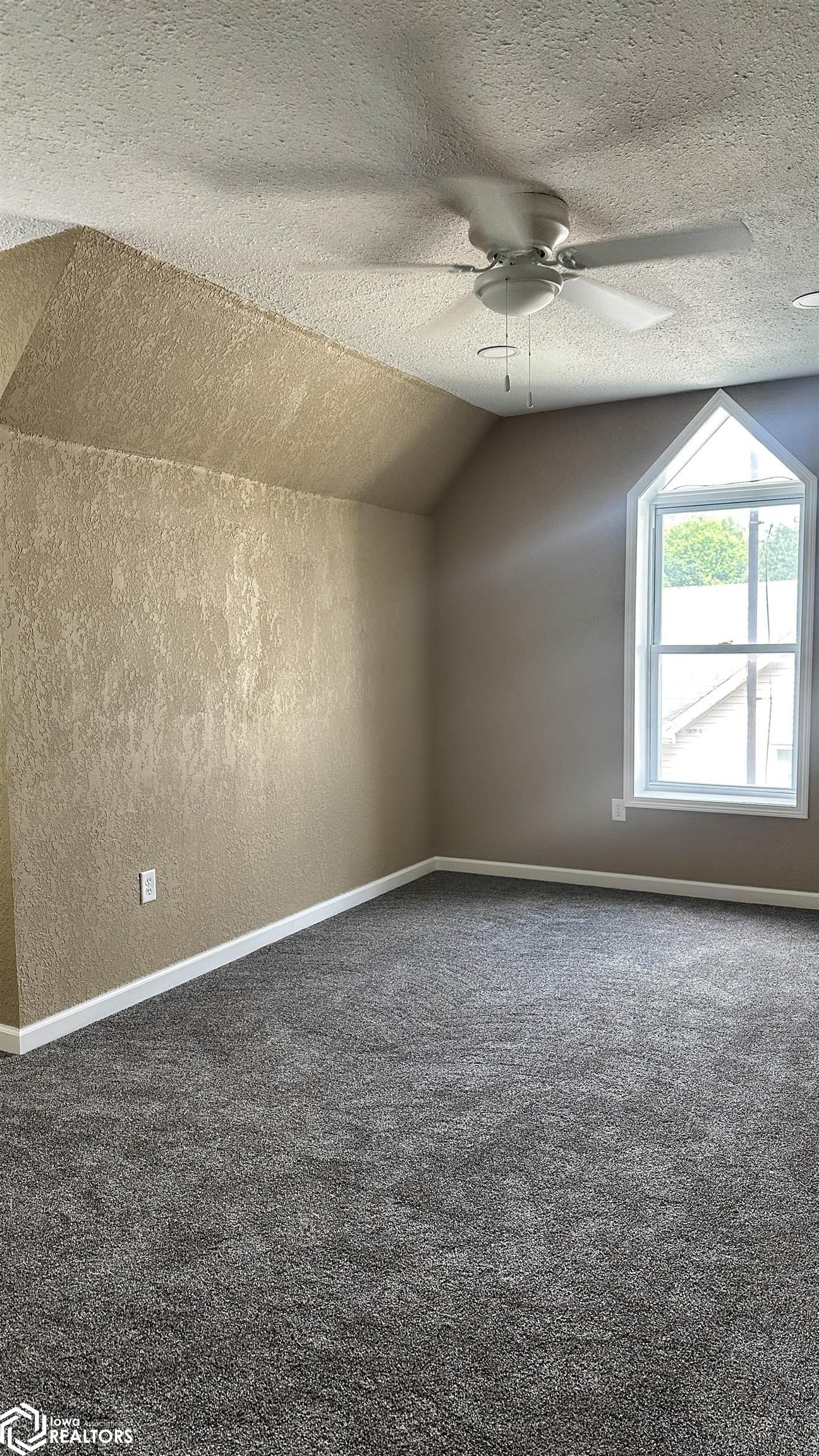 811 C Avenue, Oskaloosa, Iowa image 42