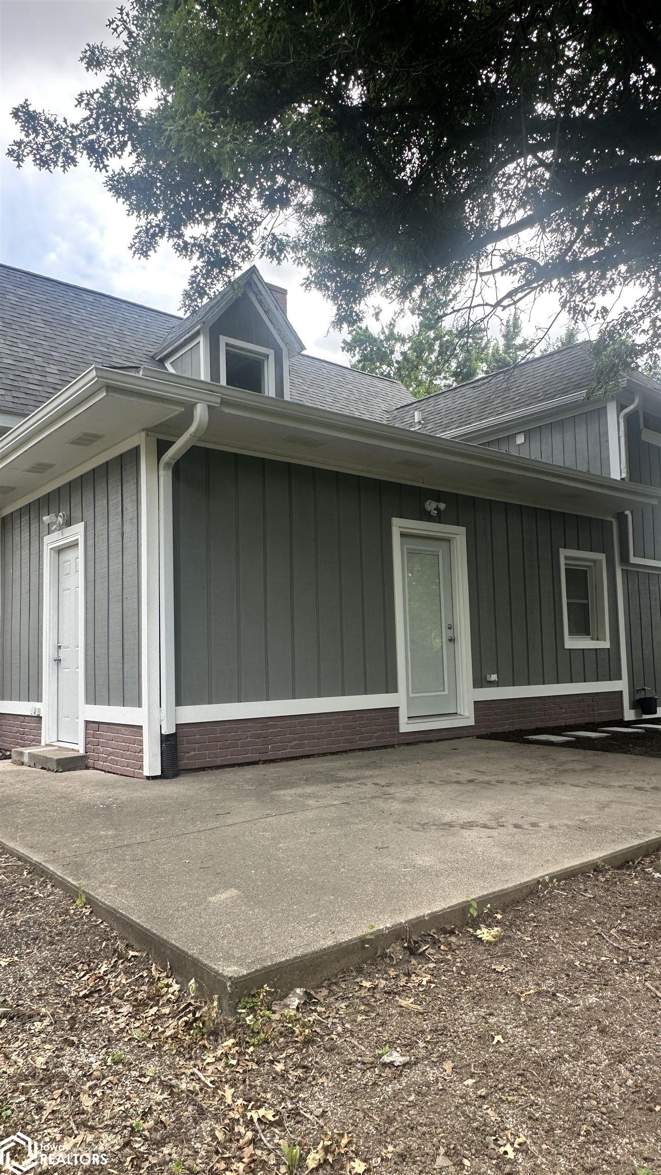 811 C Avenue, Oskaloosa, Iowa image 6