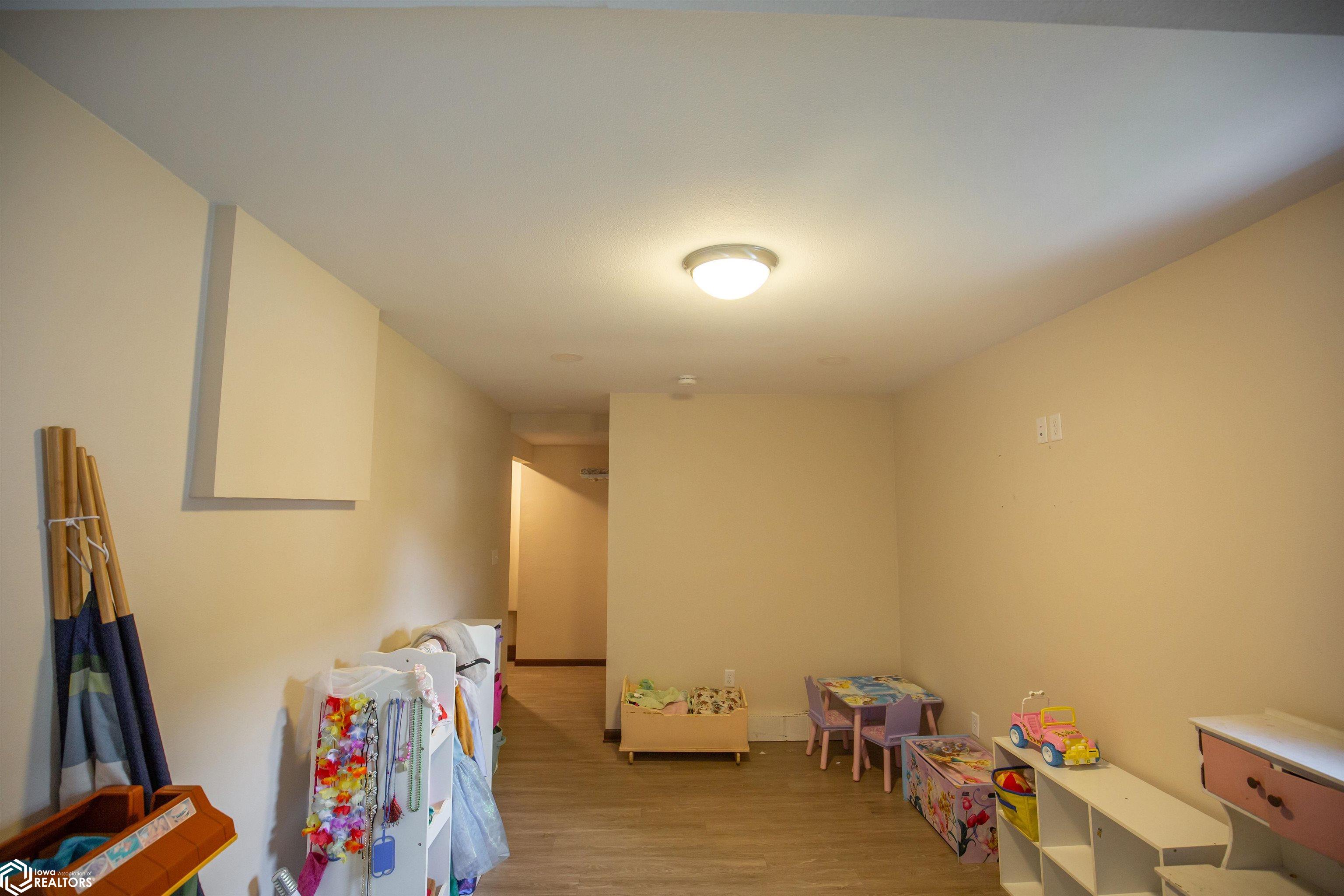 716 S Jones Street, Algona, Iowa image 15