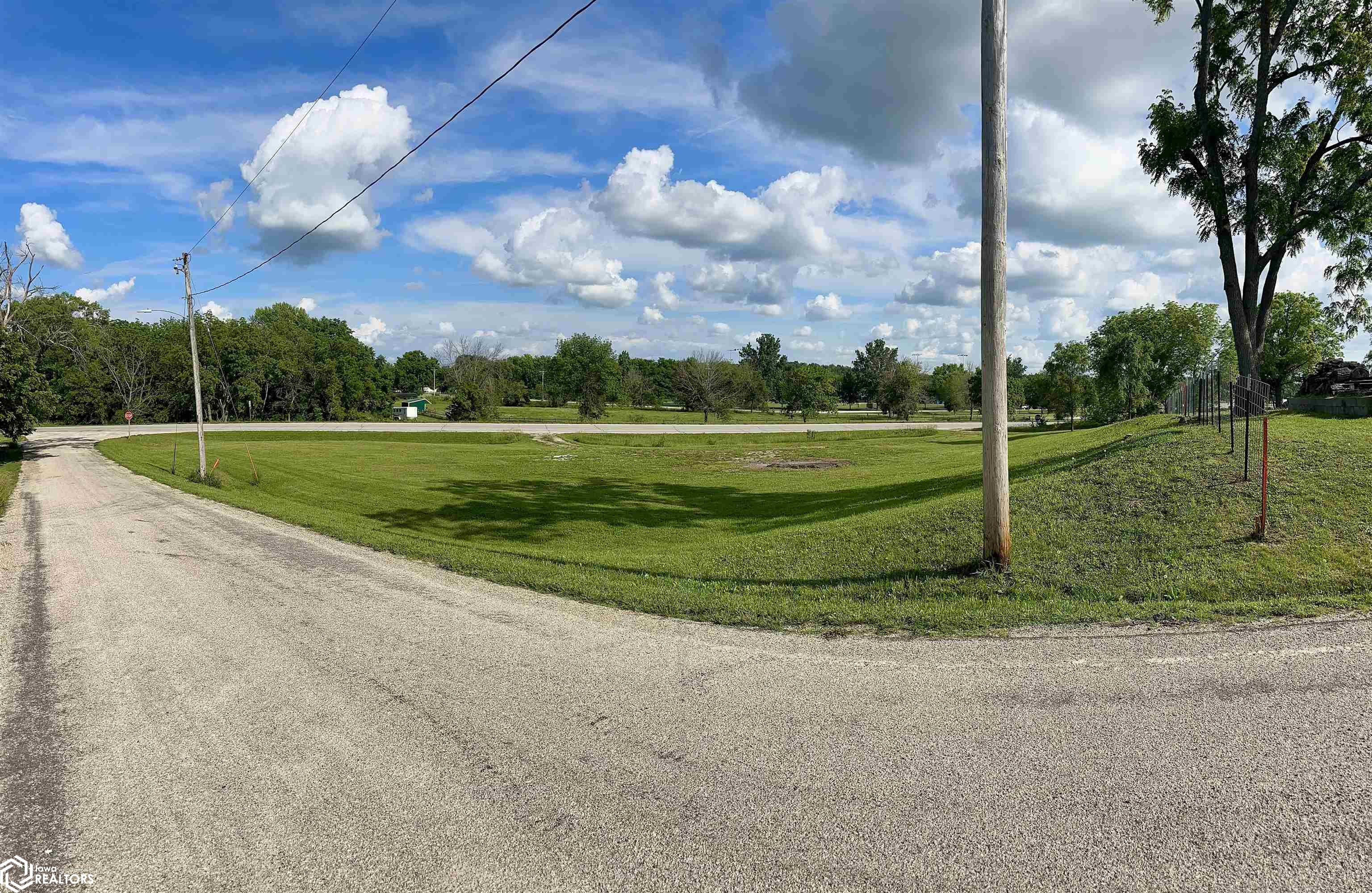 906 Lake Rd. Road, Bedford, Iowa image 7