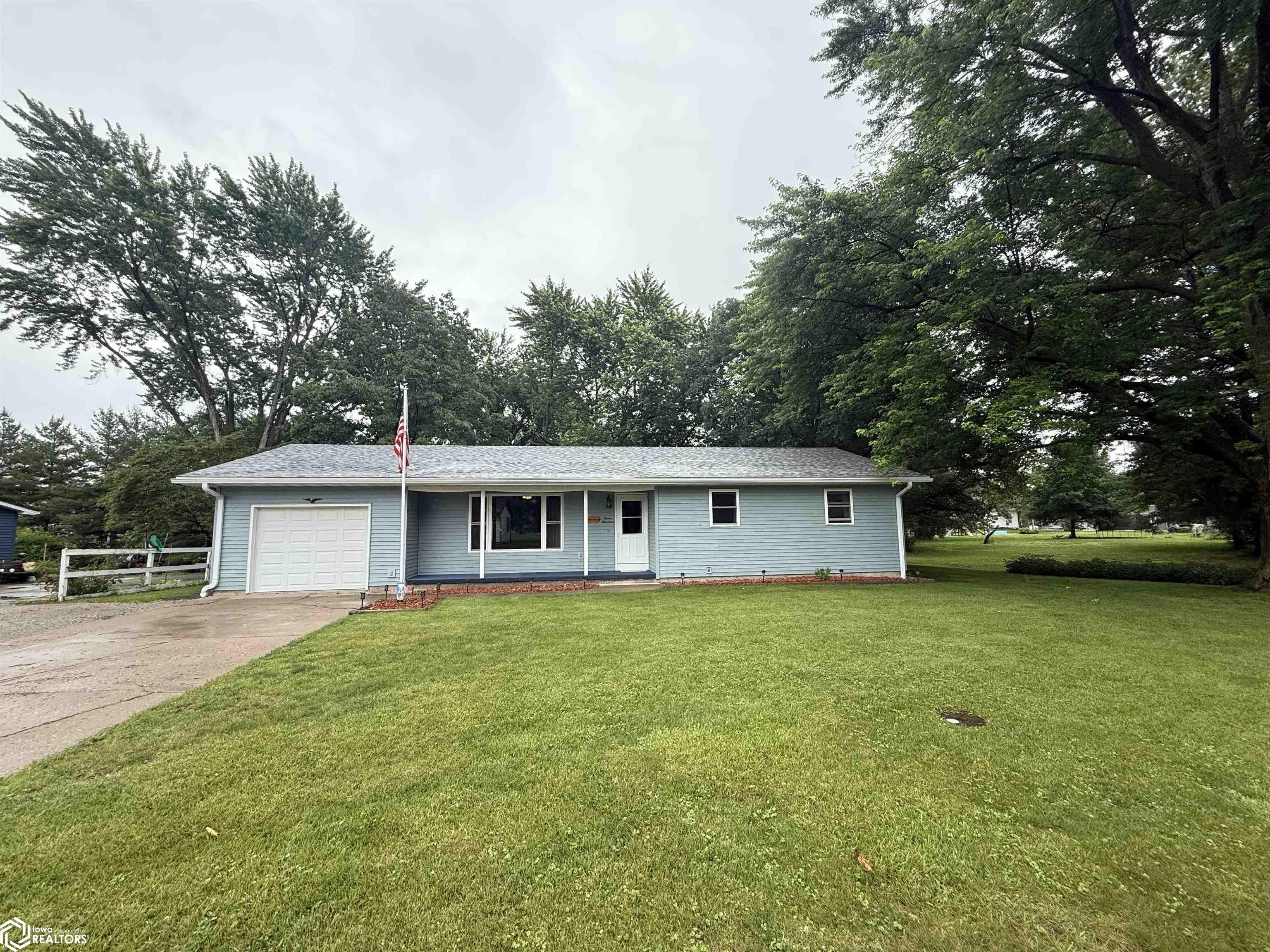 1200 7th Street, Keosauqua, Iowa image 1