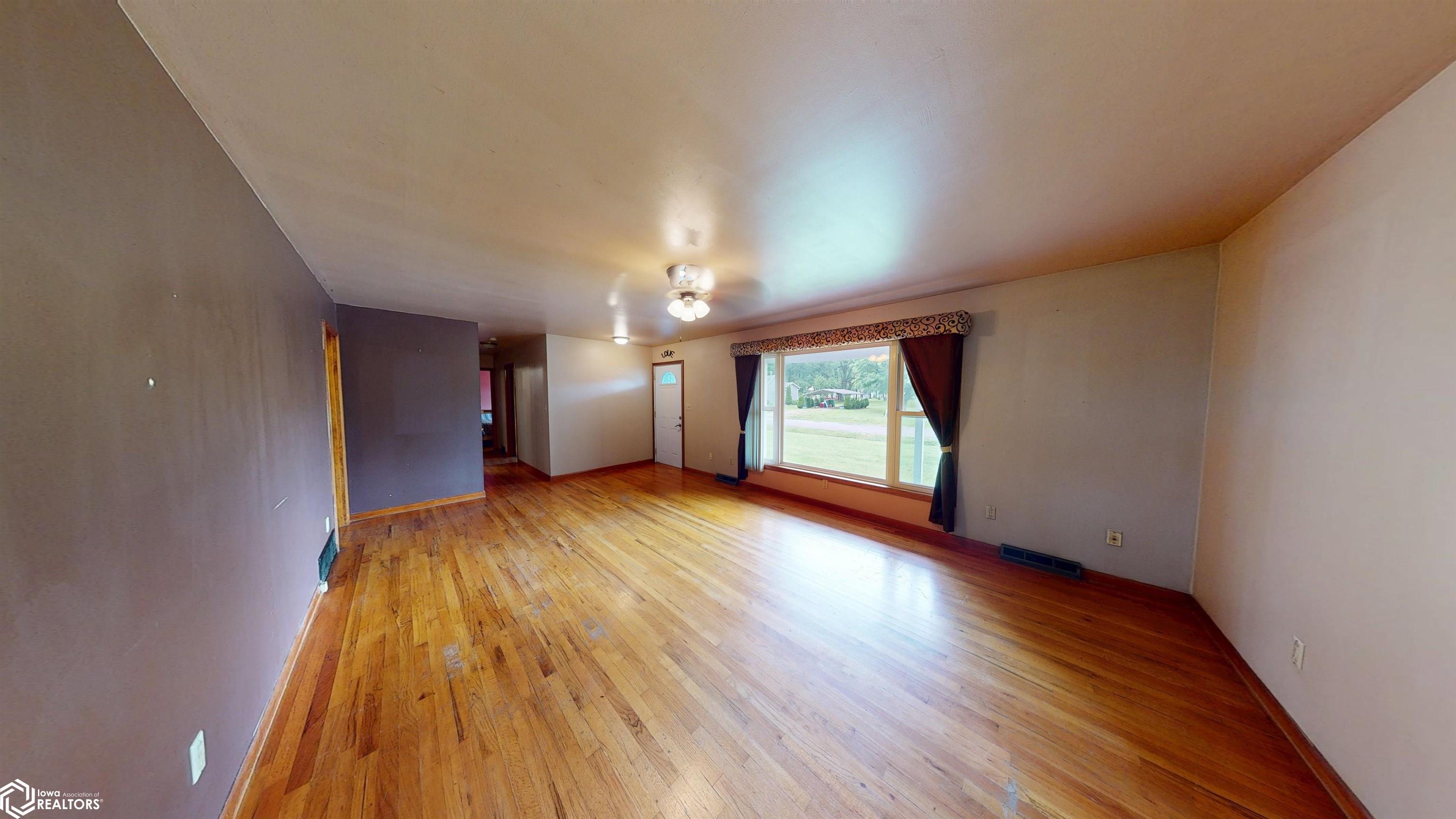 1200 7th Street, Keosauqua, Iowa image 3