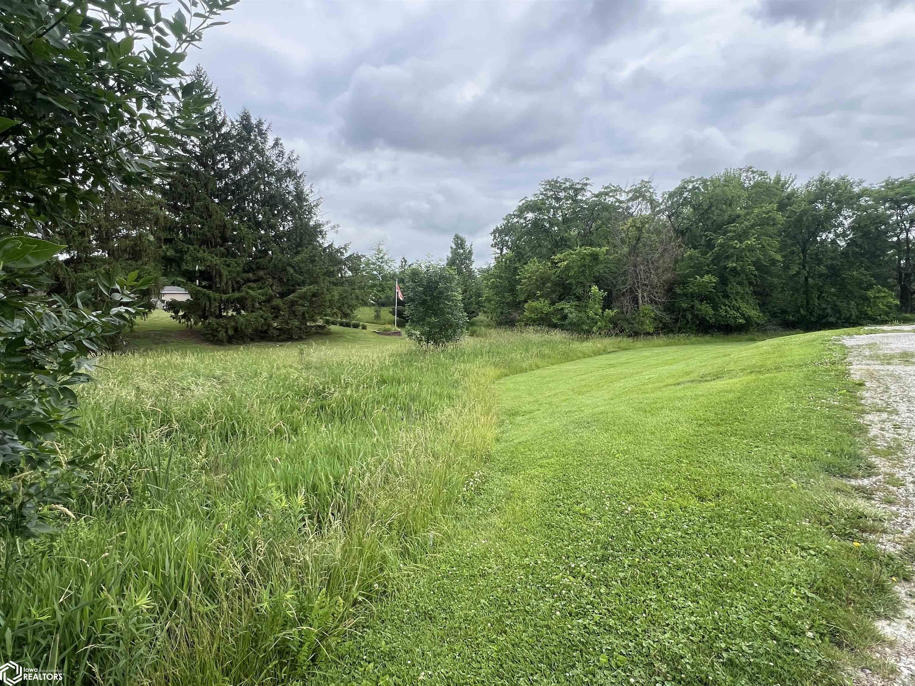 300 E Buchanan Avenue, Fairfield, Iowa image 9