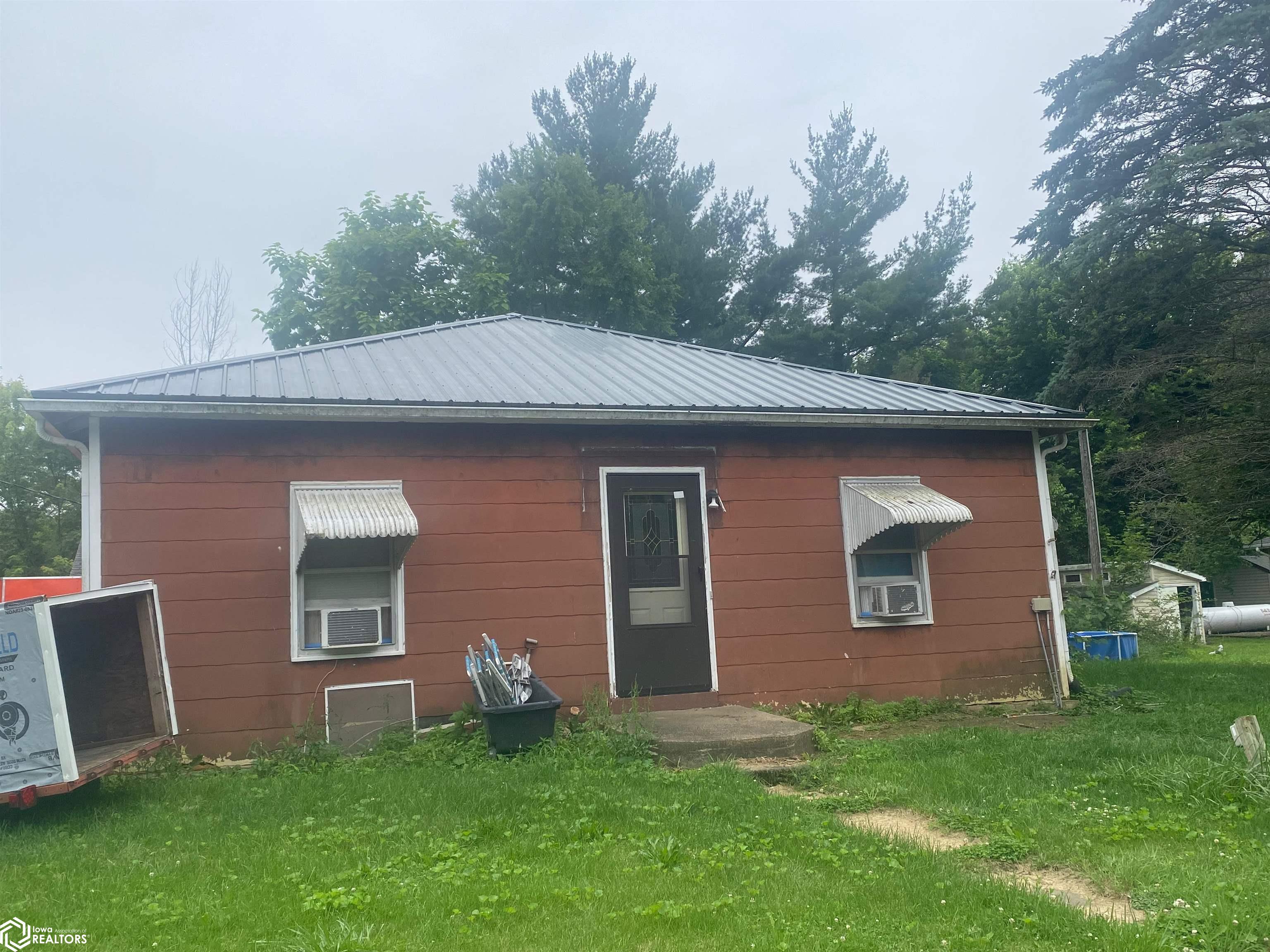 610 Olive Street, Farmington, Iowa image 2
