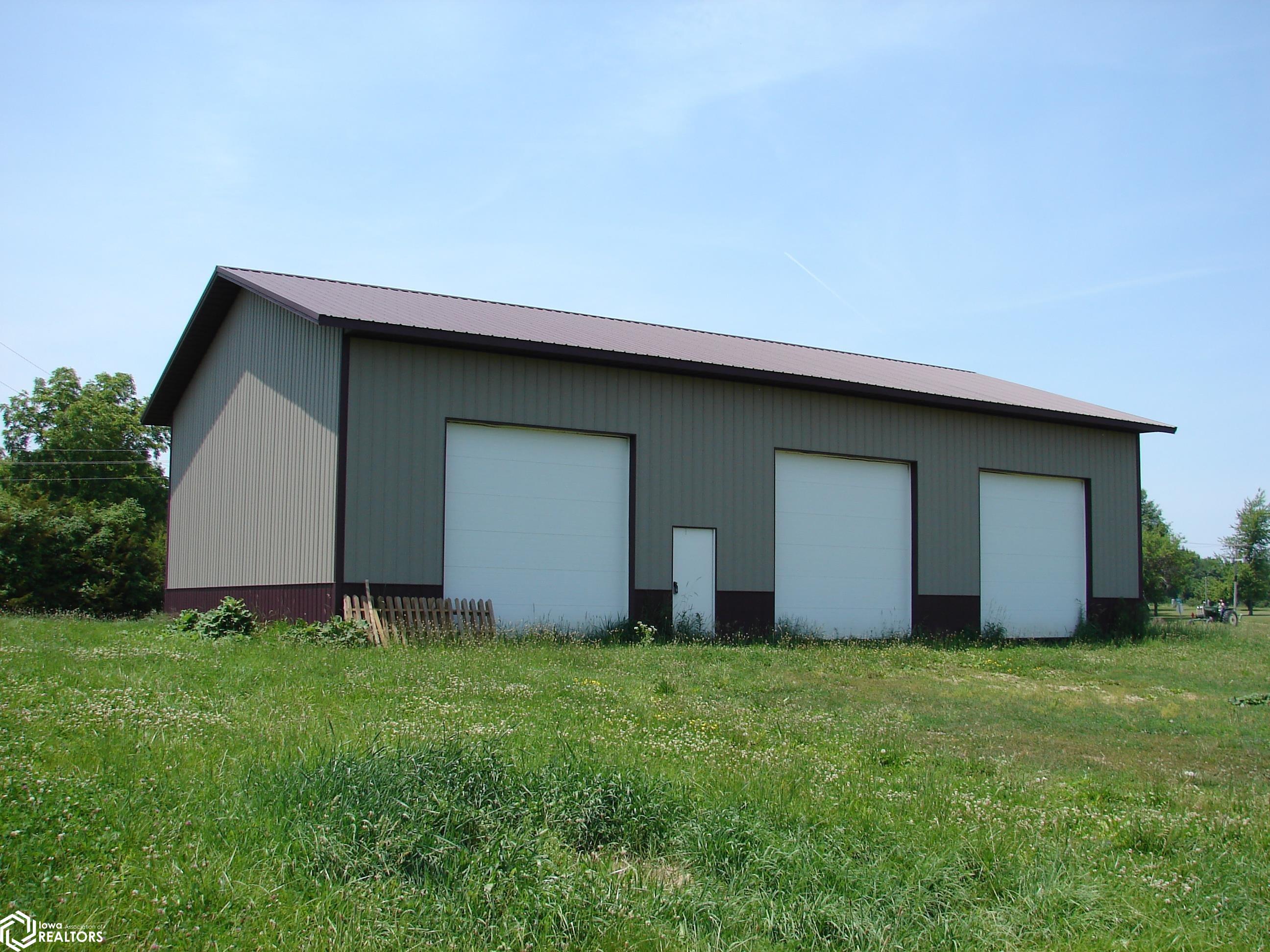 206 E Harvest Dr., Mount Pleasant, Iowa image 1