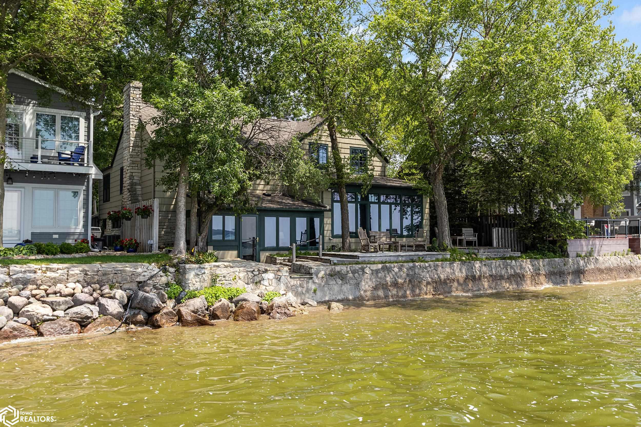 533 N Shore Dr, Clear Lake, Iowa image 6