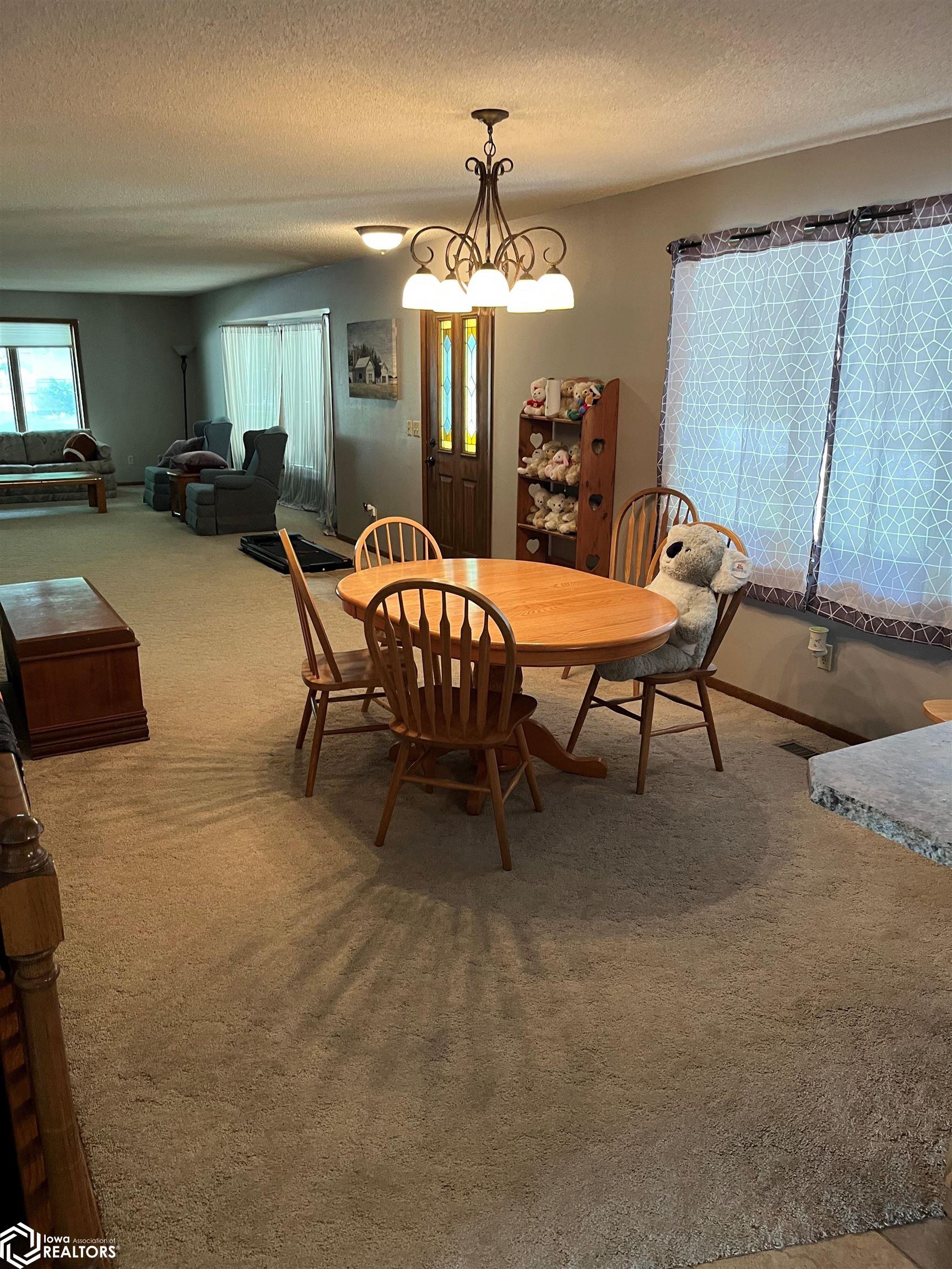302 4th Avenue, Sully, Iowa image 6