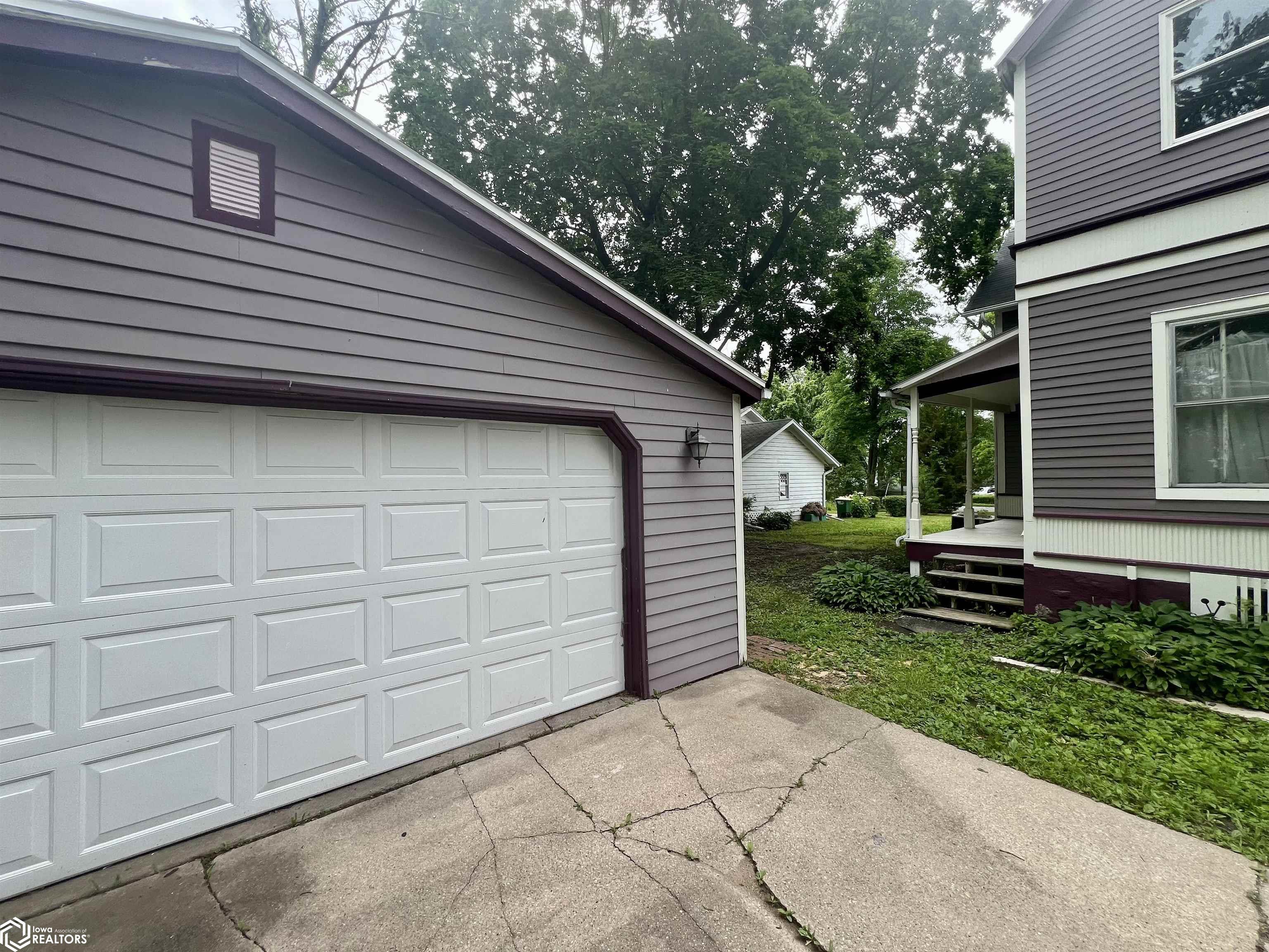 201 E Kirkwood Avenue, Fairfield, Iowa image 7