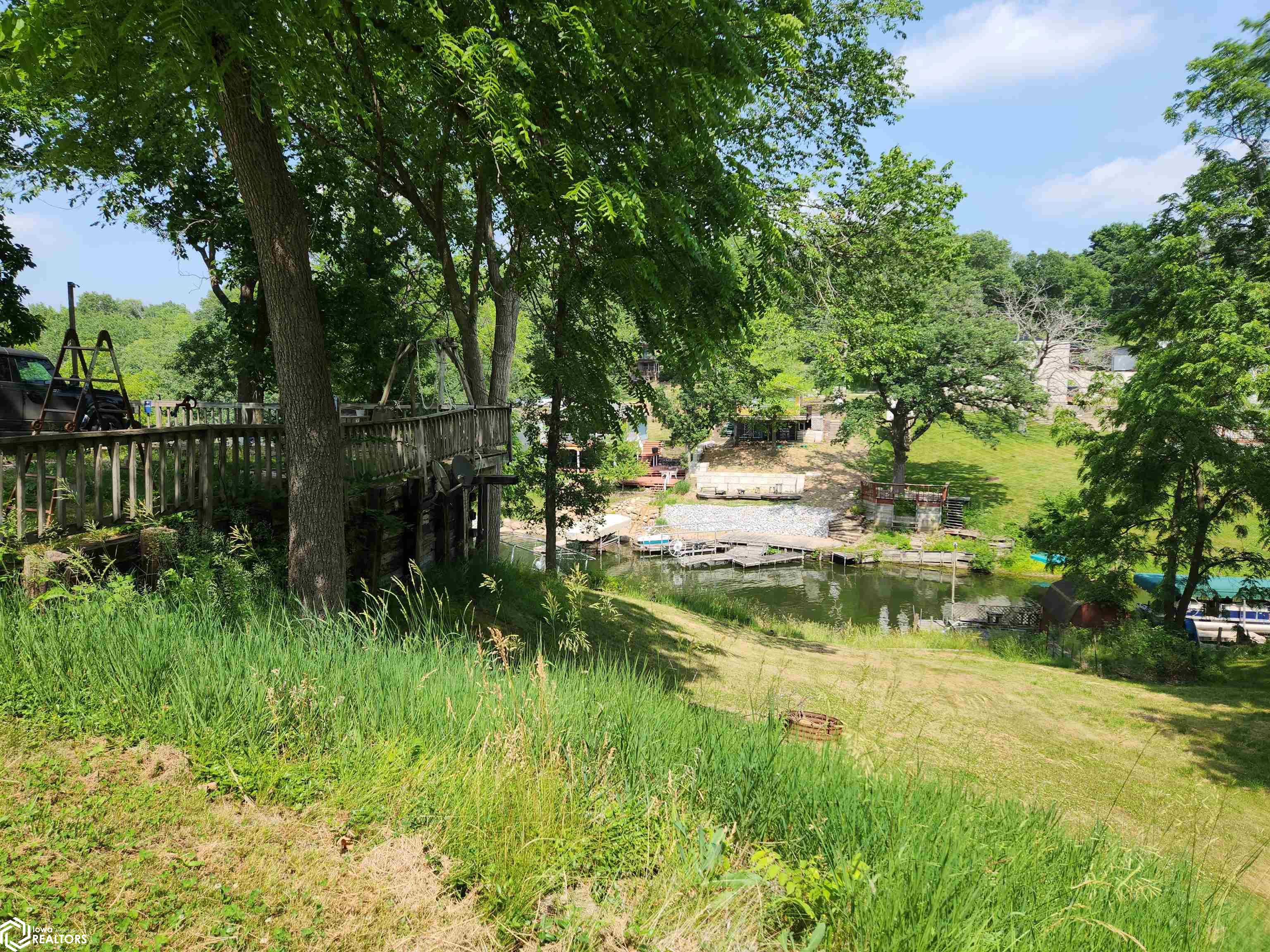 1059 Lakeshore Drive, Brooklyn, Iowa image 11