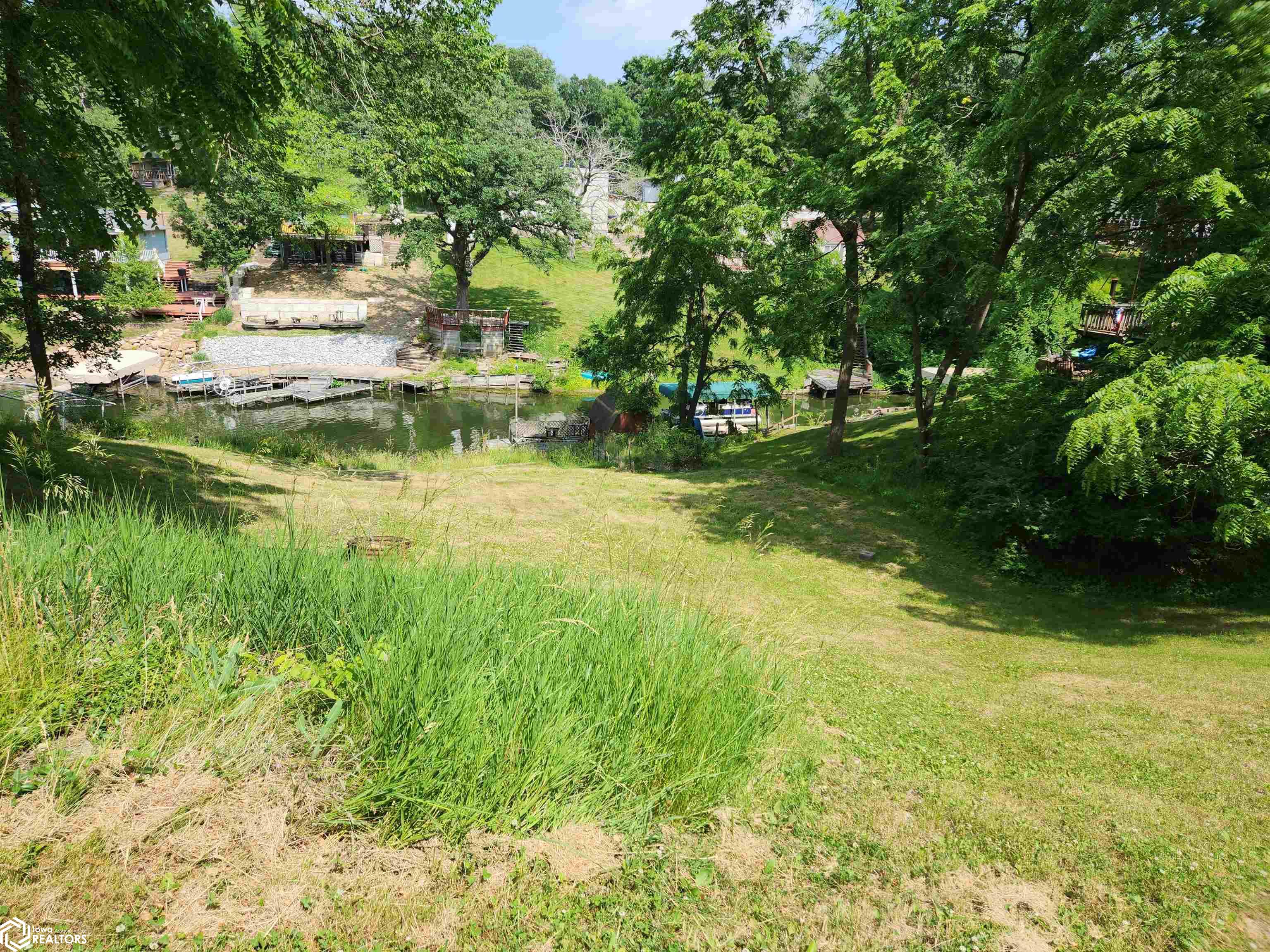 1059 Lakeshore Drive, Brooklyn, Iowa image 8