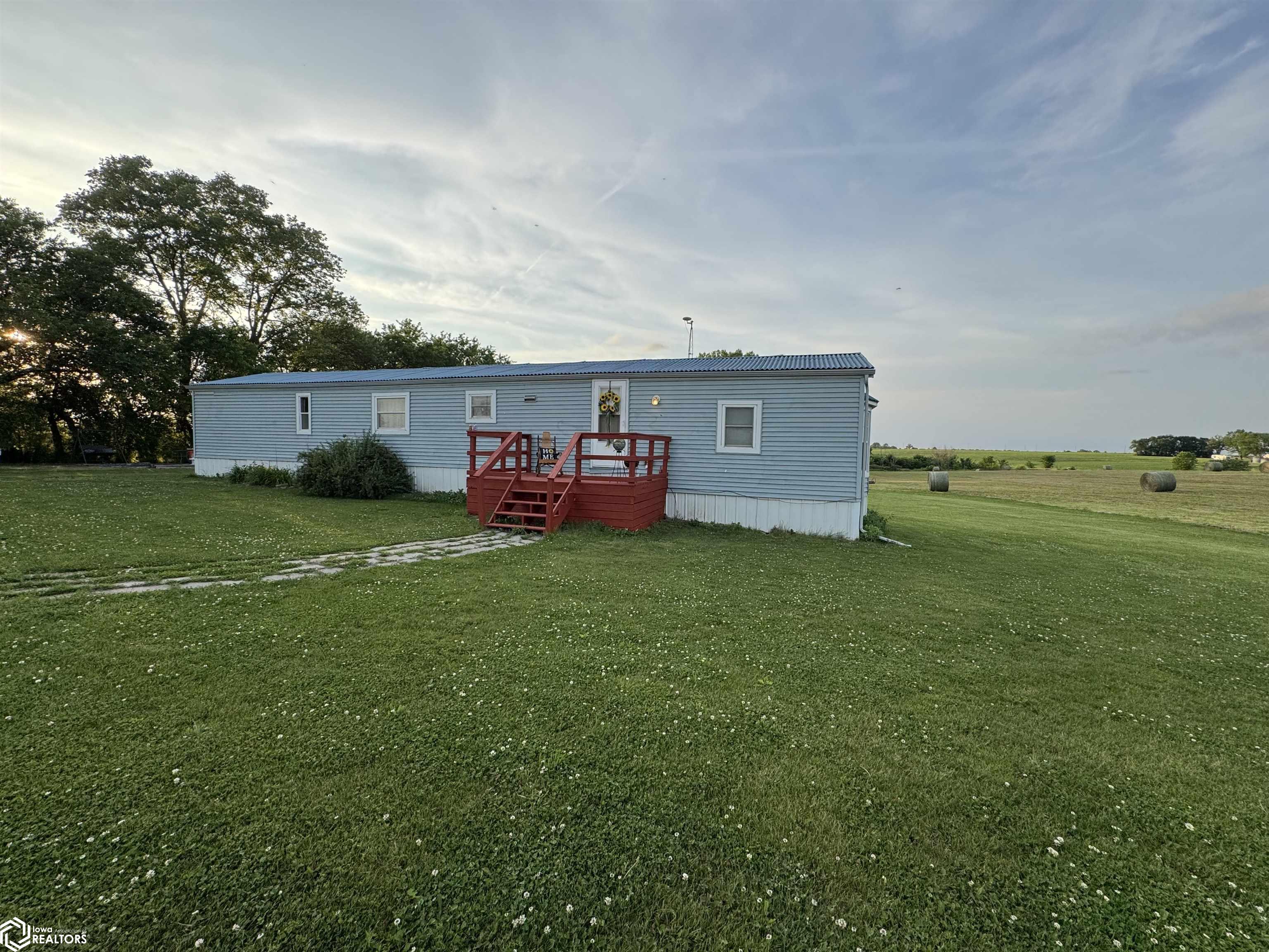 15310 465th Street, Mystic, Iowa image 1