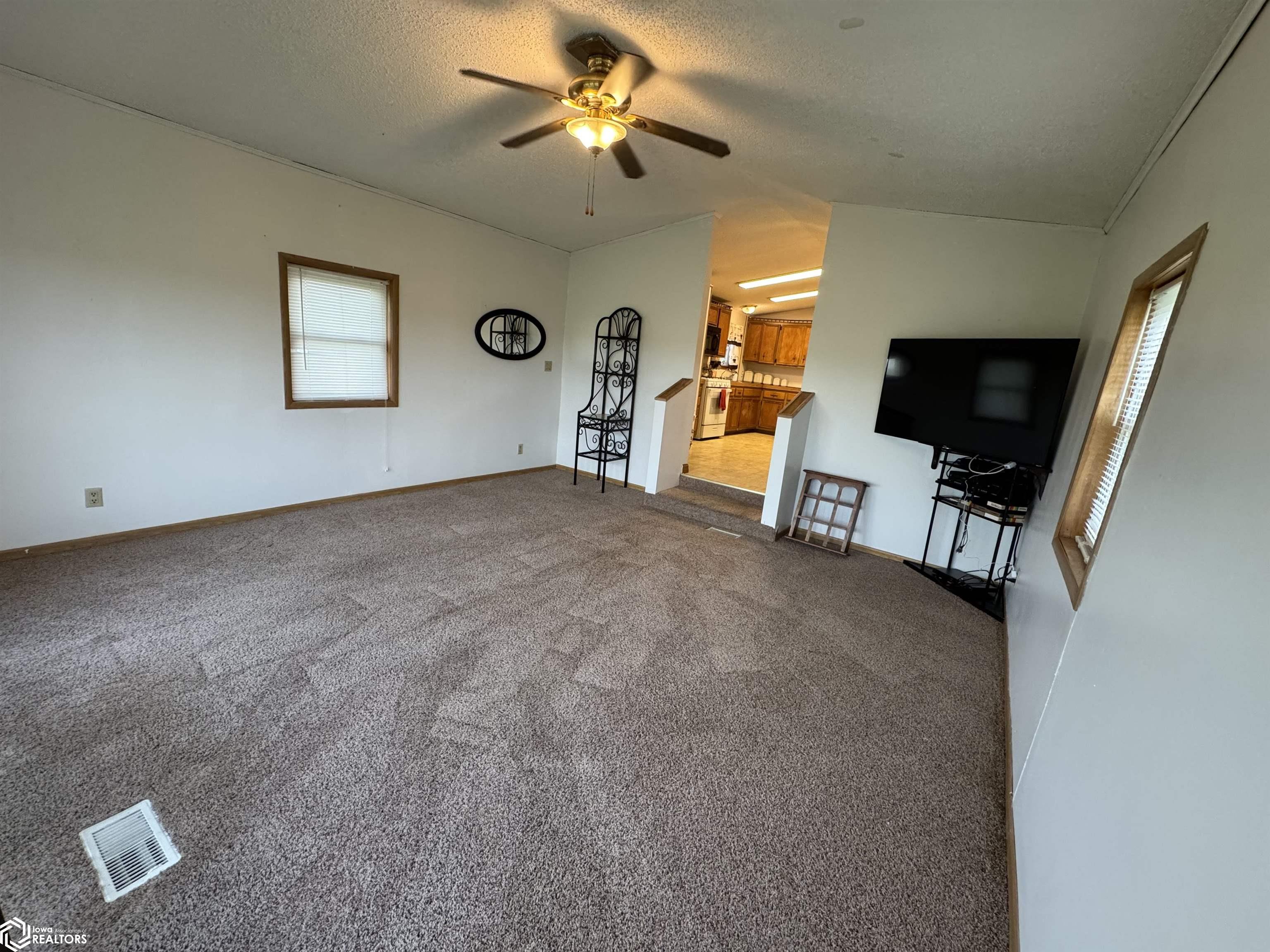 15310 465th Street, Mystic, Iowa image 8