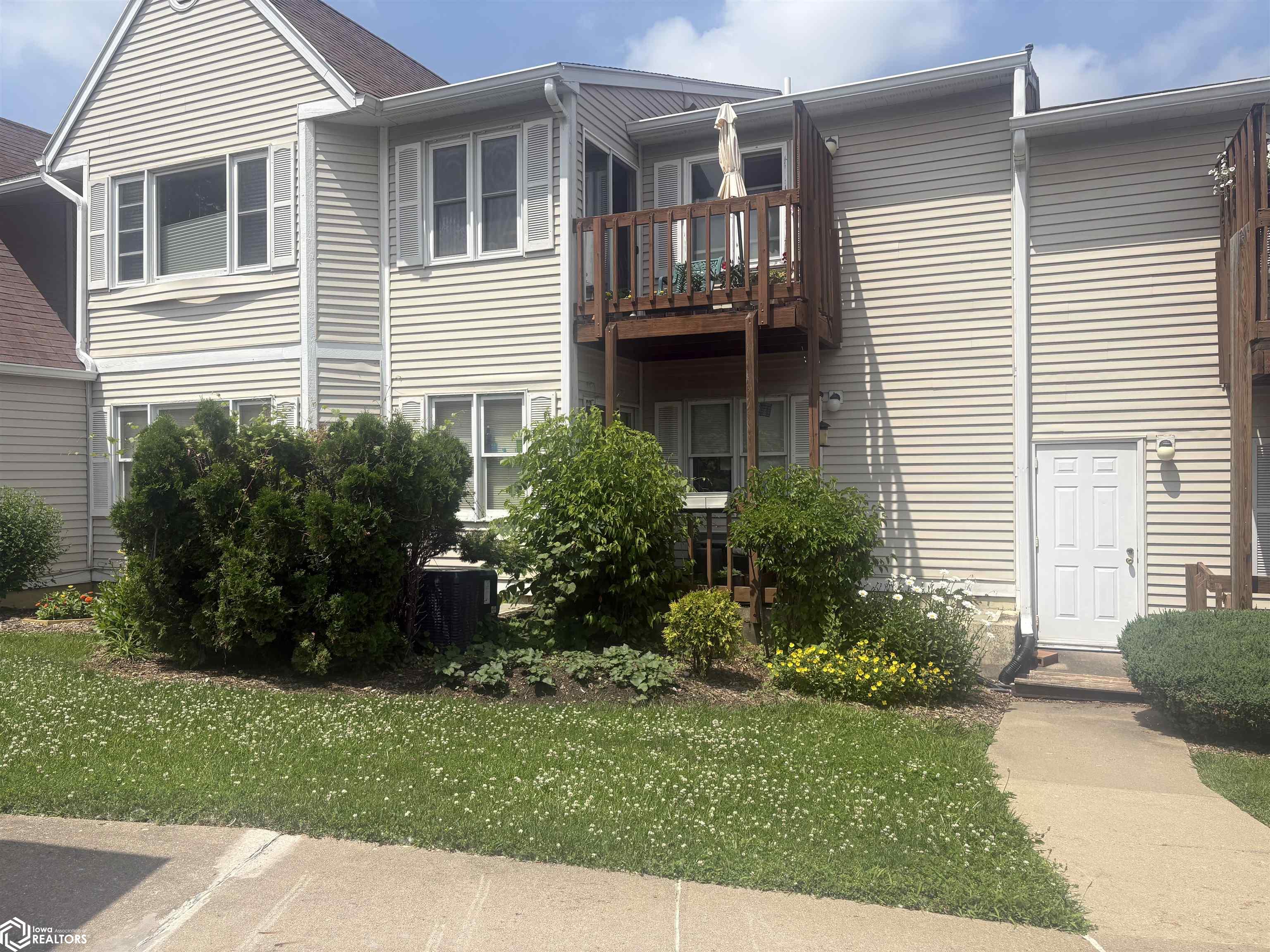 701 E Lowe #323 #323, Fairfield, Iowa image 23