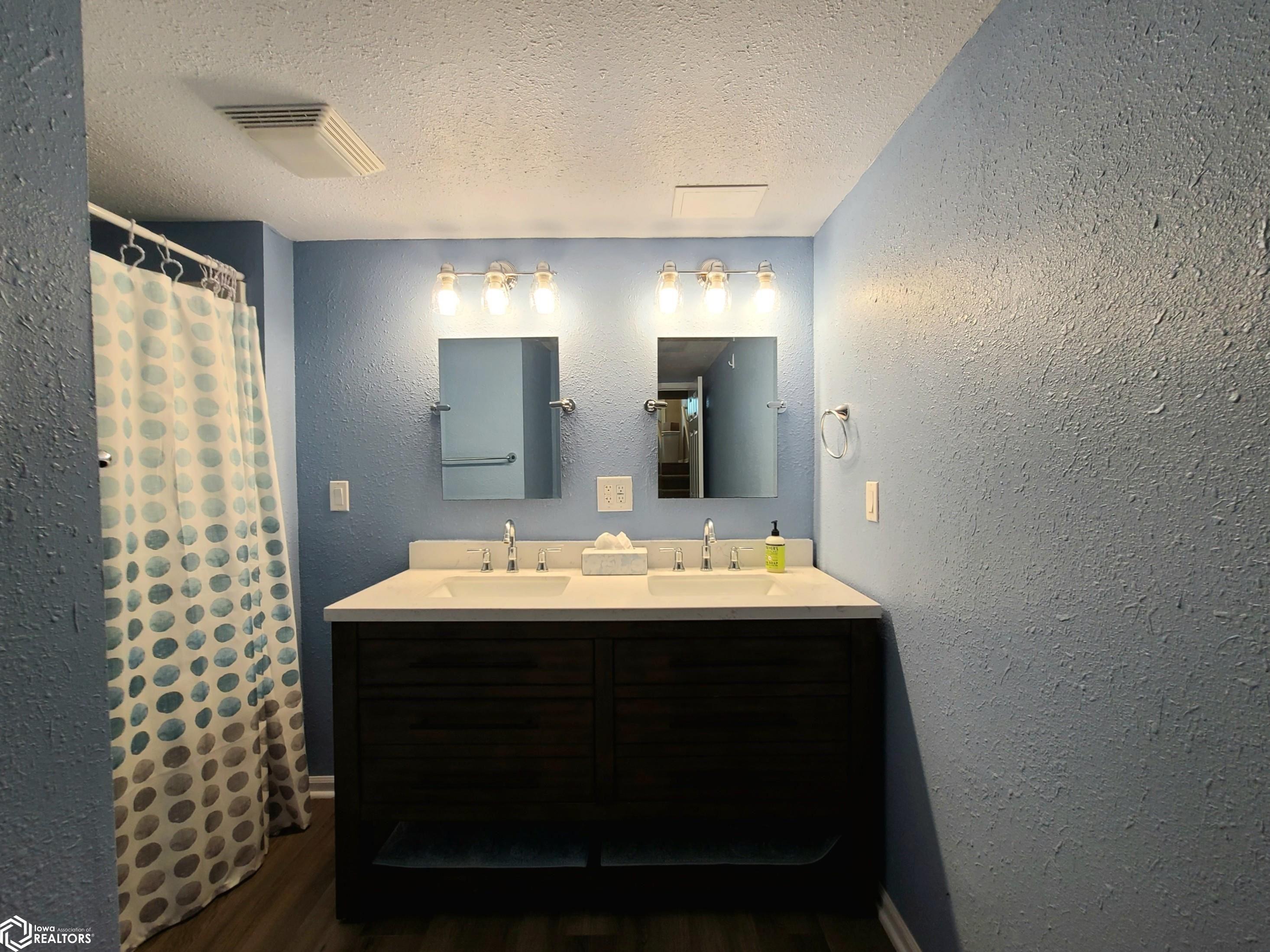 907 D Avenue, Oskaloosa, Iowa image 36