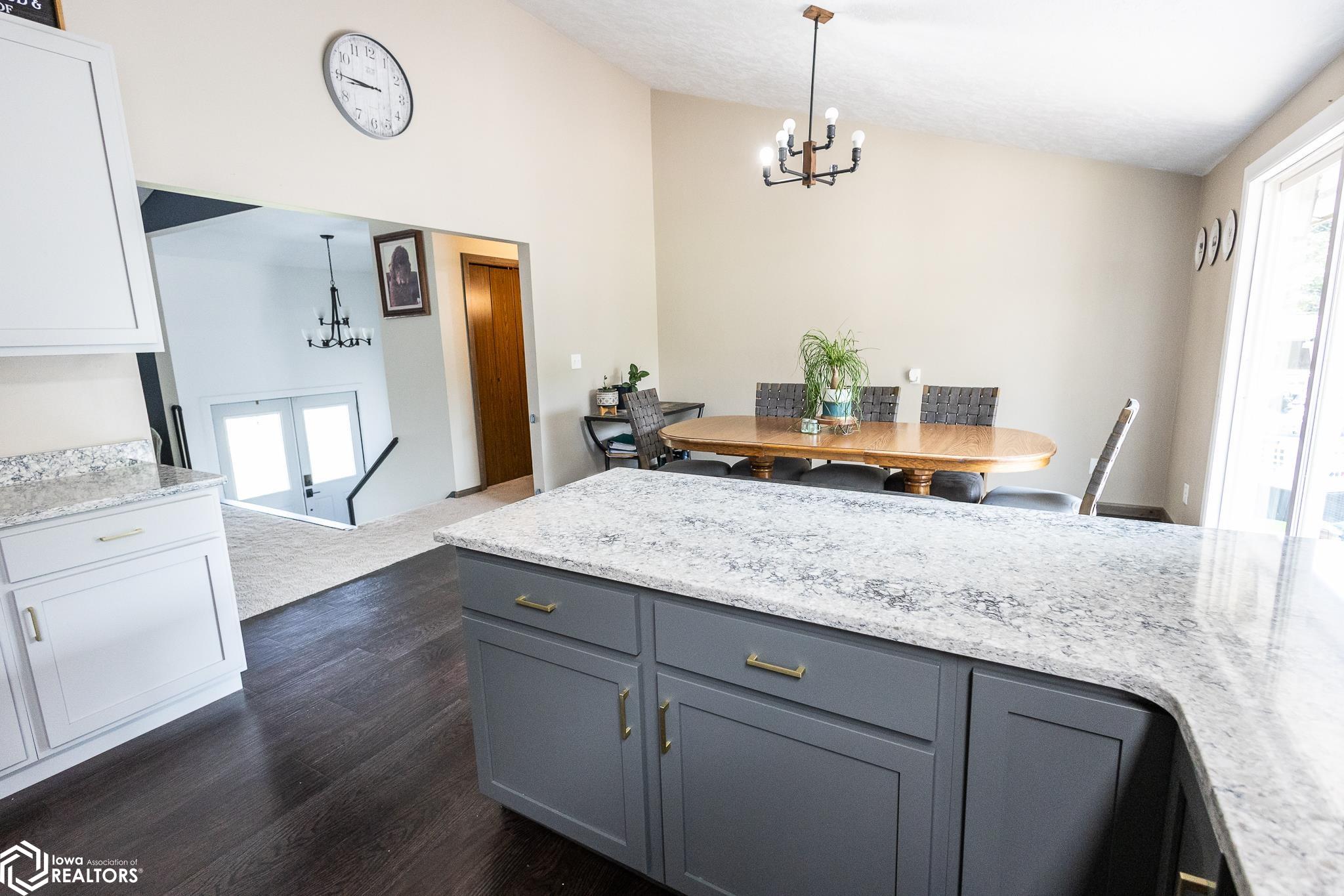 912 9th Street, Belmond, Iowa image 25