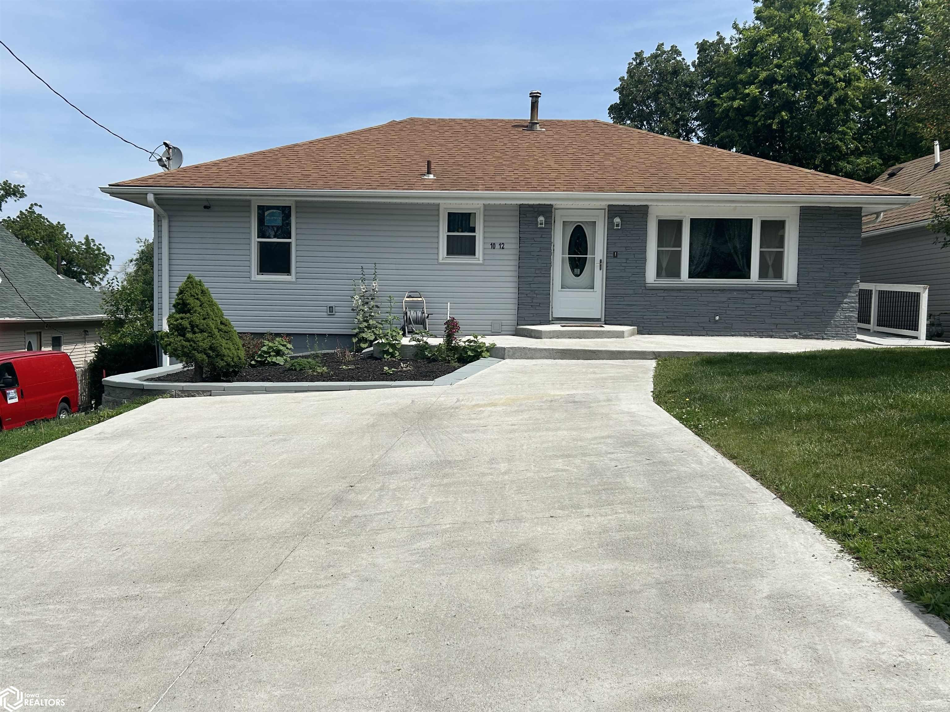 1012 3rd Avenue, Denison, Iowa image 1