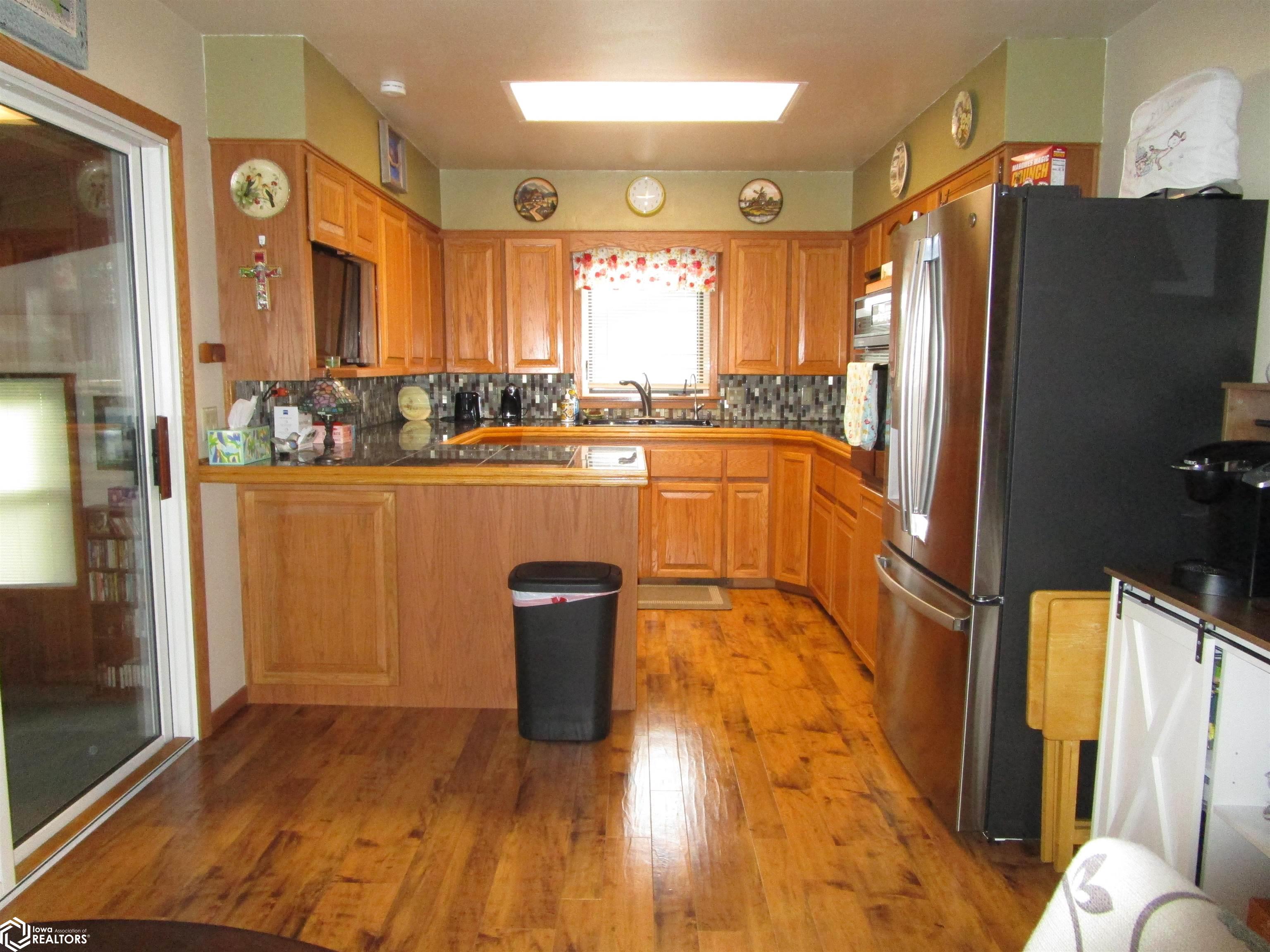 111 Slayton, Iowa Falls, Iowa image 13