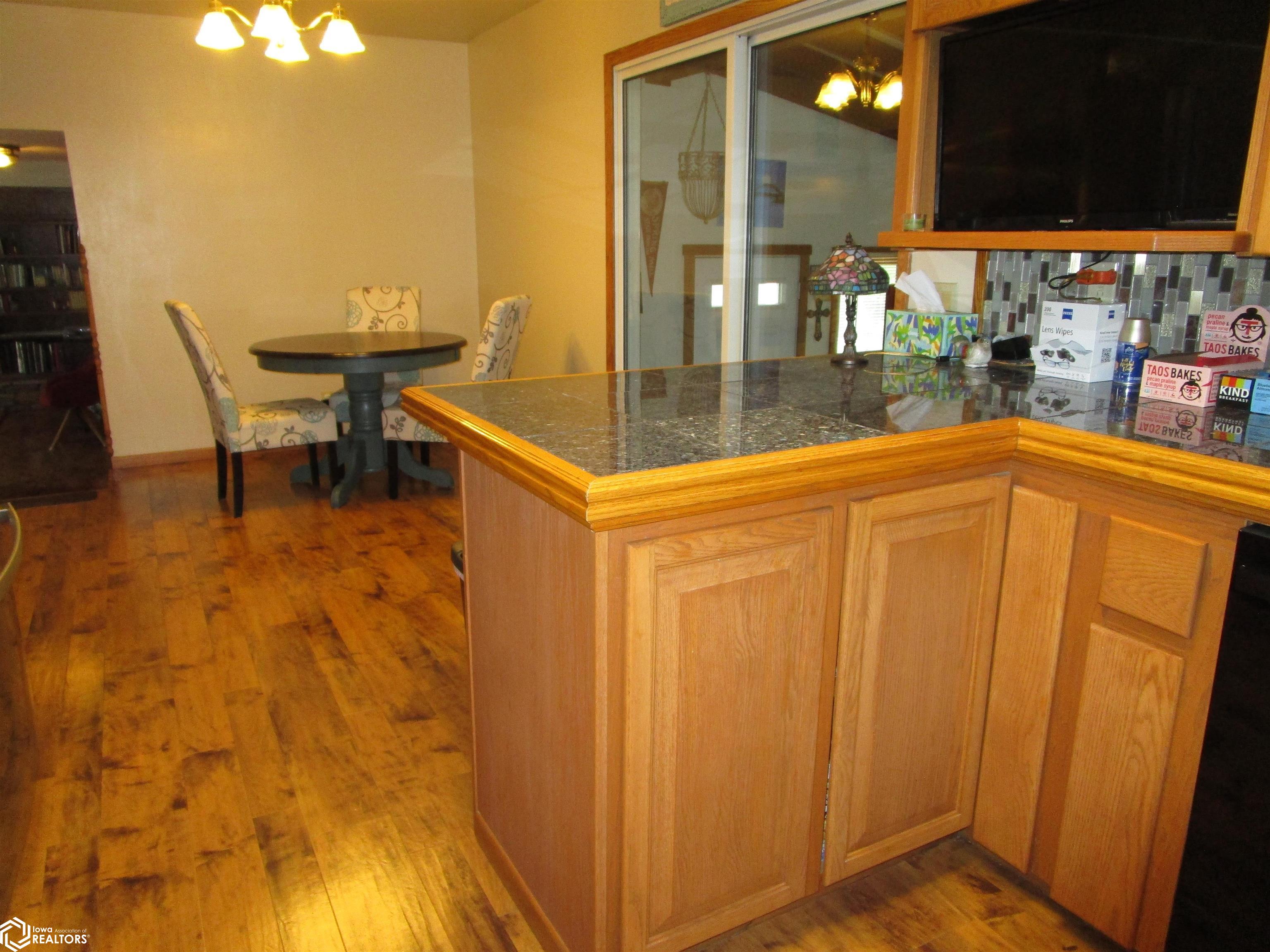 111 Slayton, Iowa Falls, Iowa image 17