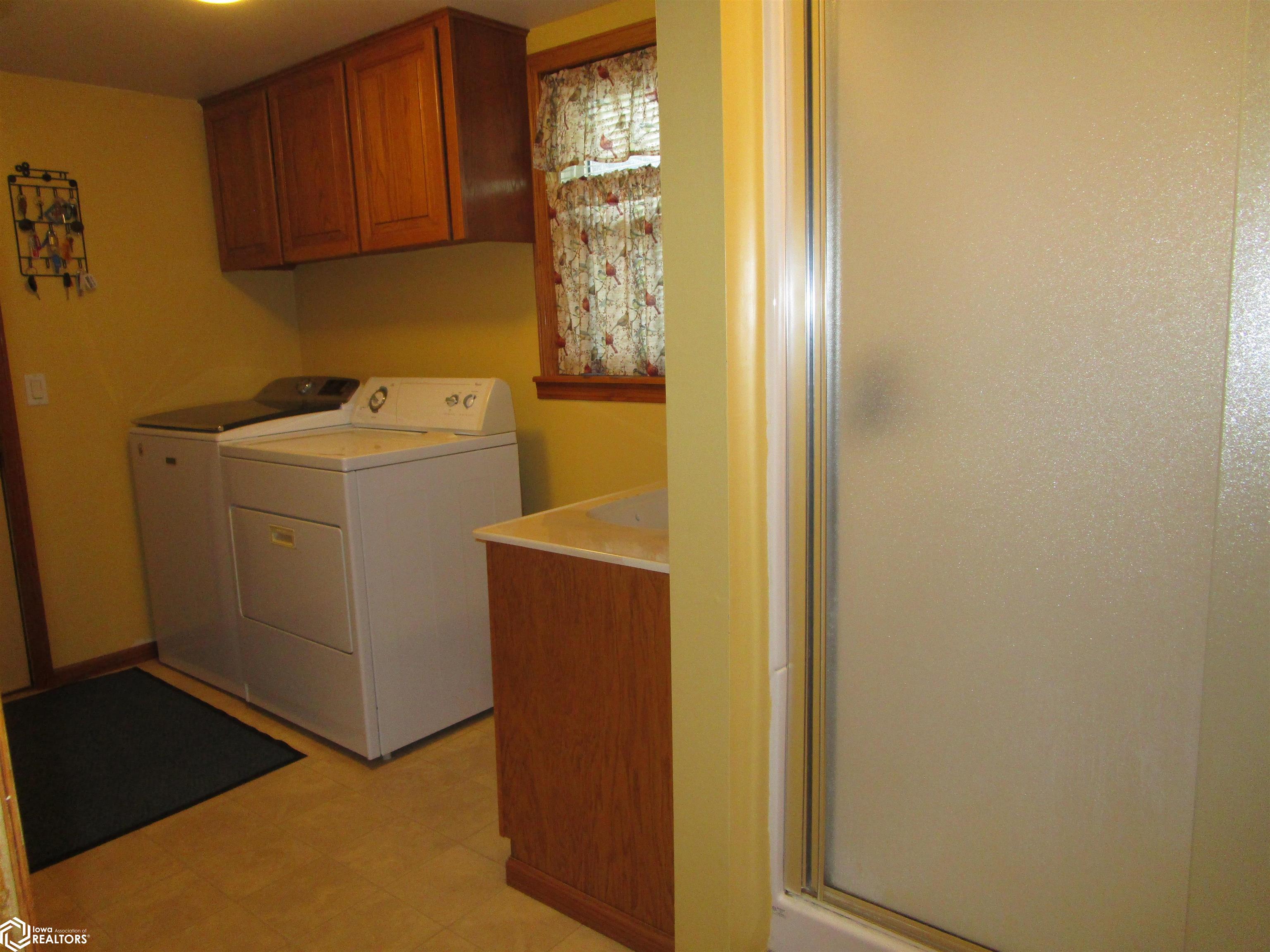 111 Slayton, Iowa Falls, Iowa image 27
