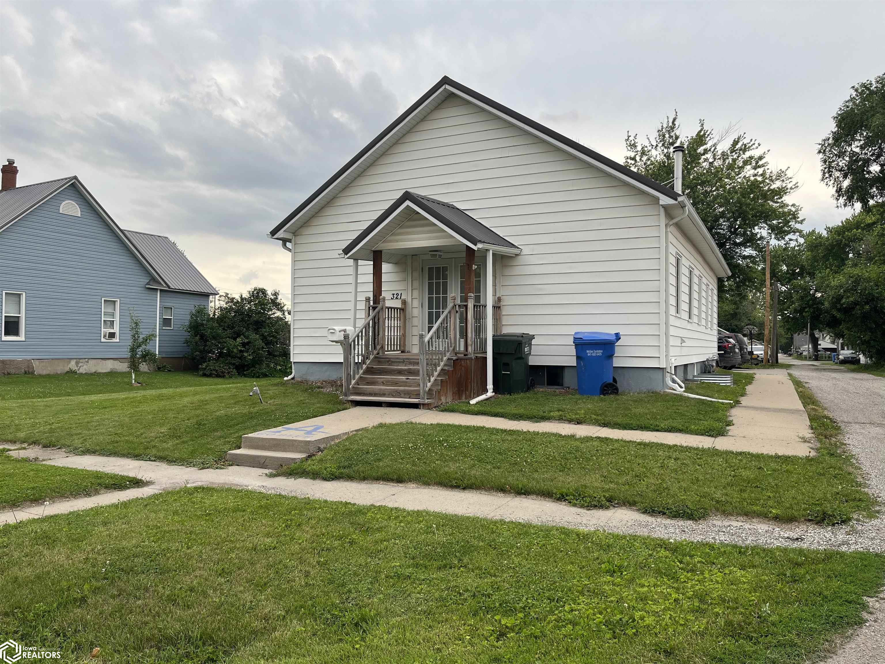 321 3rd Avenue, Albia, Iowa image 2