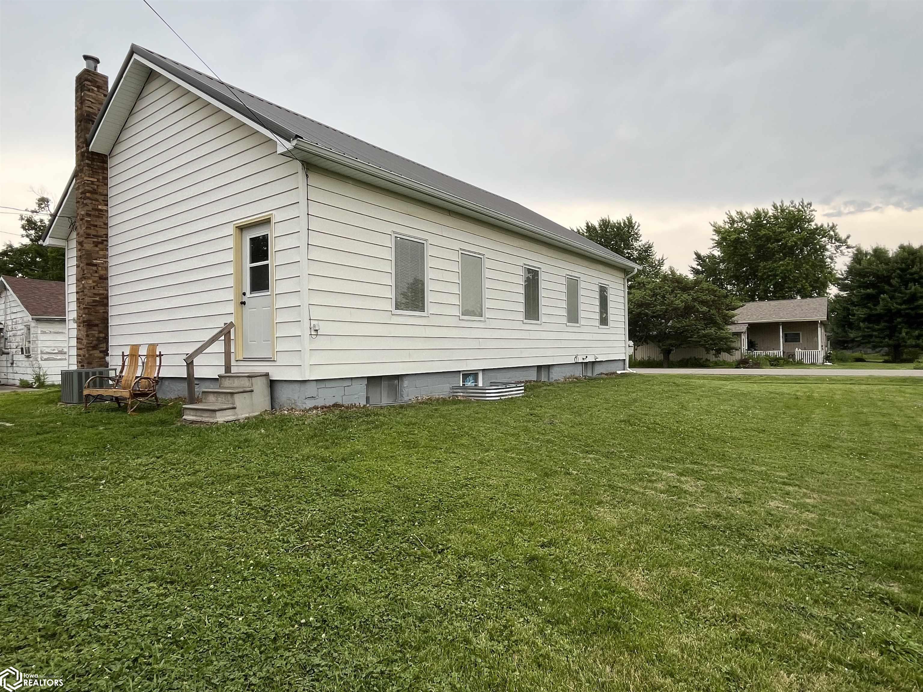321 3rd Avenue, Albia, Iowa image 34