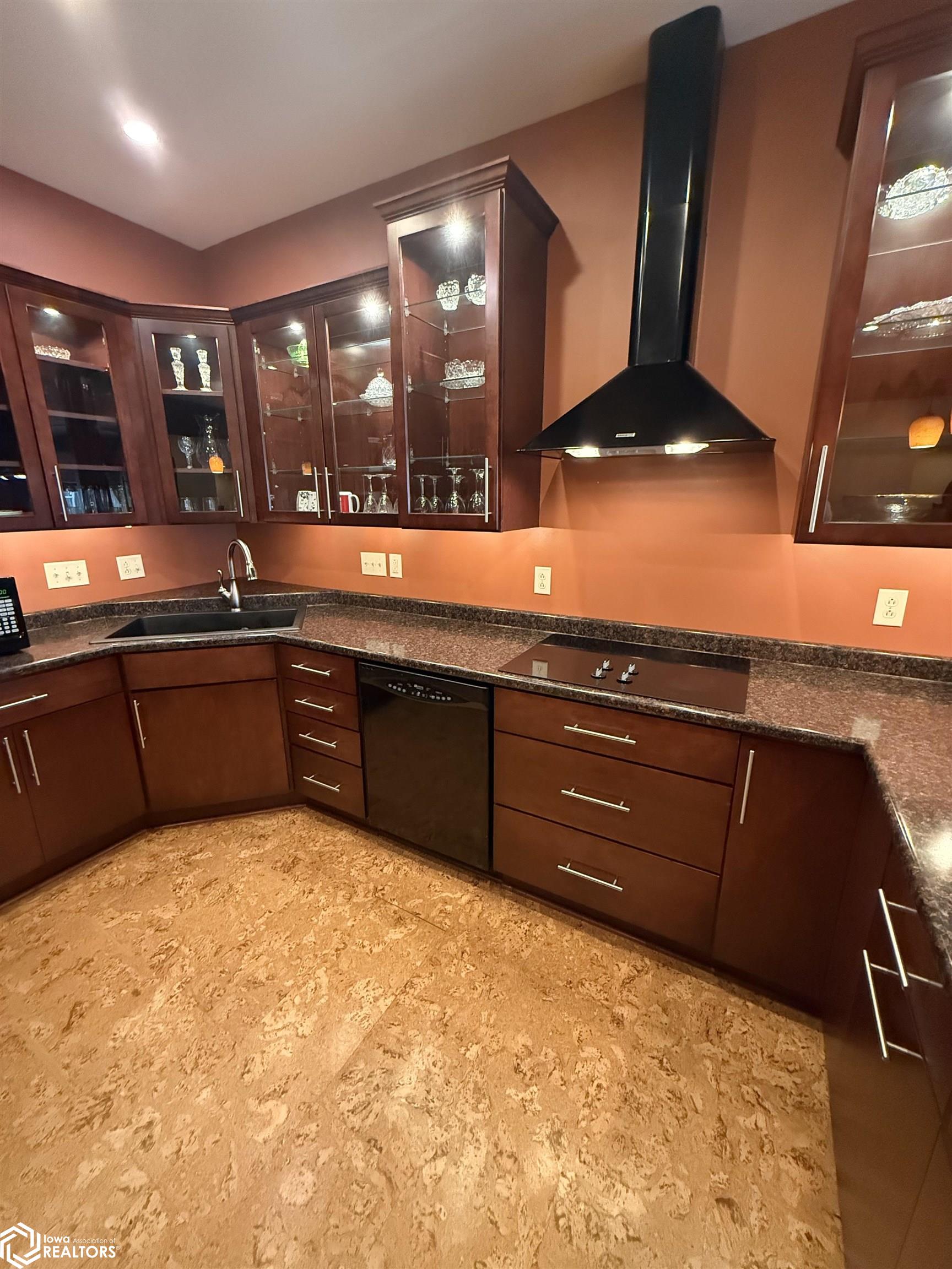 218 Jefferson Street #2E, Burlington, Iowa image 9