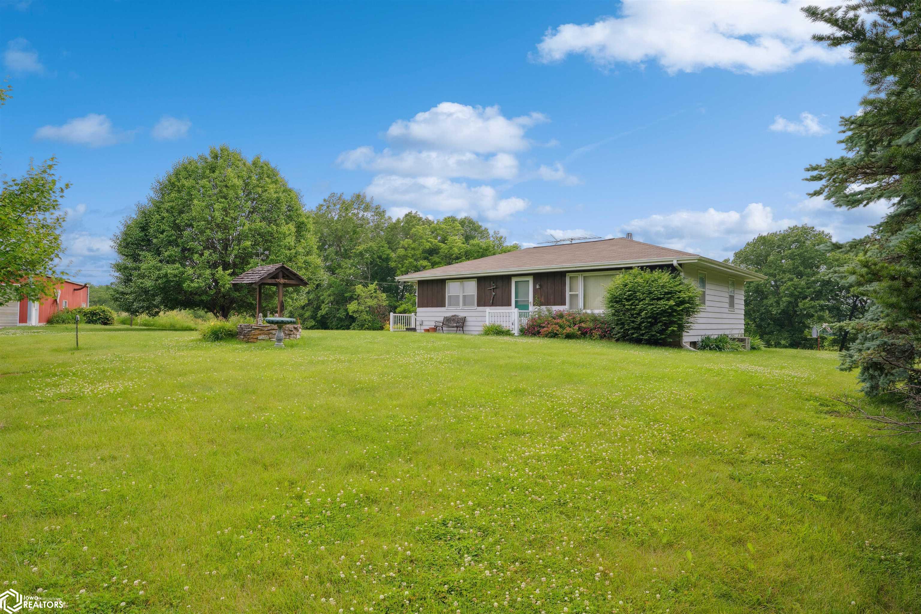 1065 255th Avenue, West Point, Iowa image 2