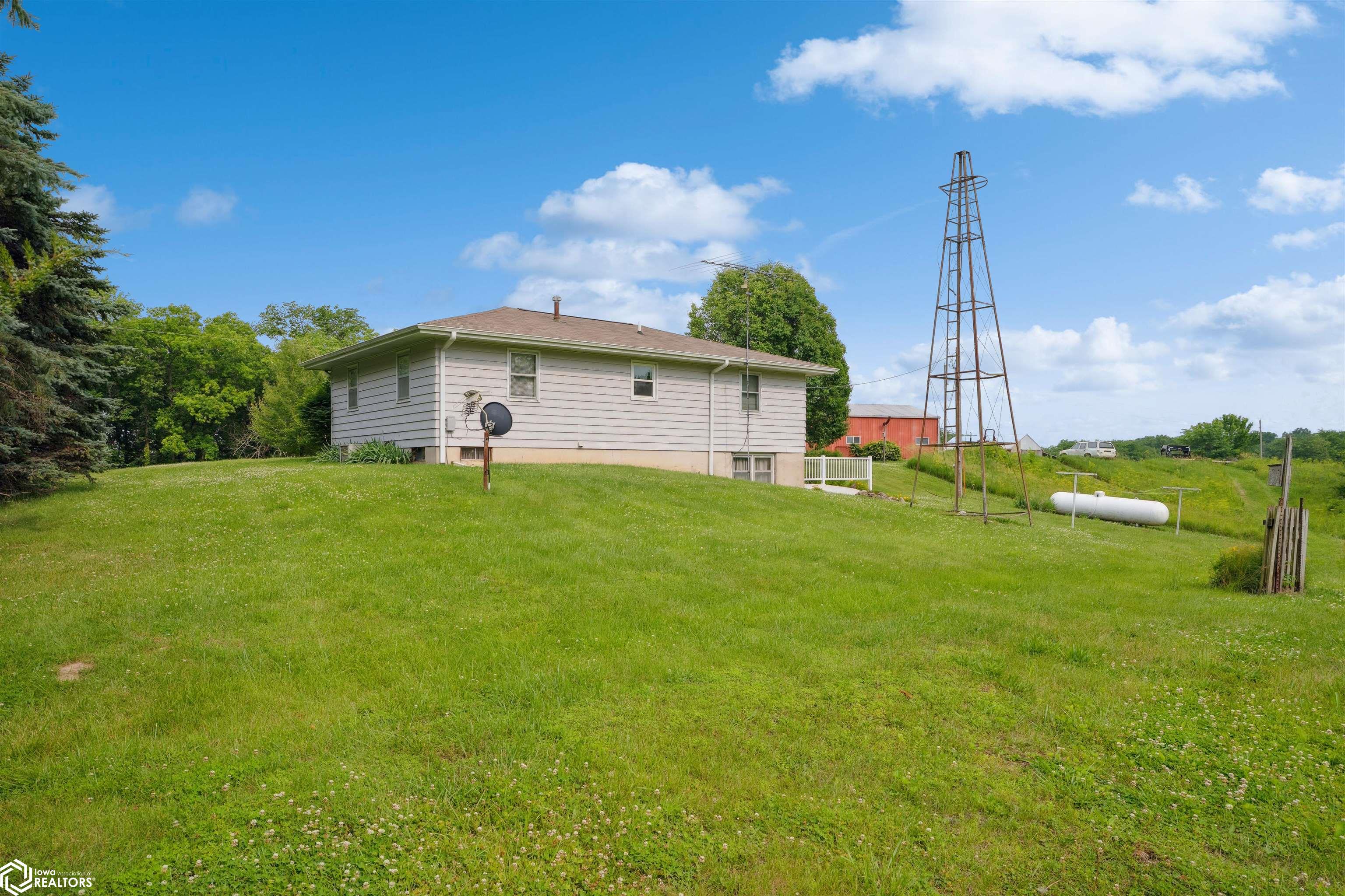 1065 255th Avenue, West Point, Iowa image 25