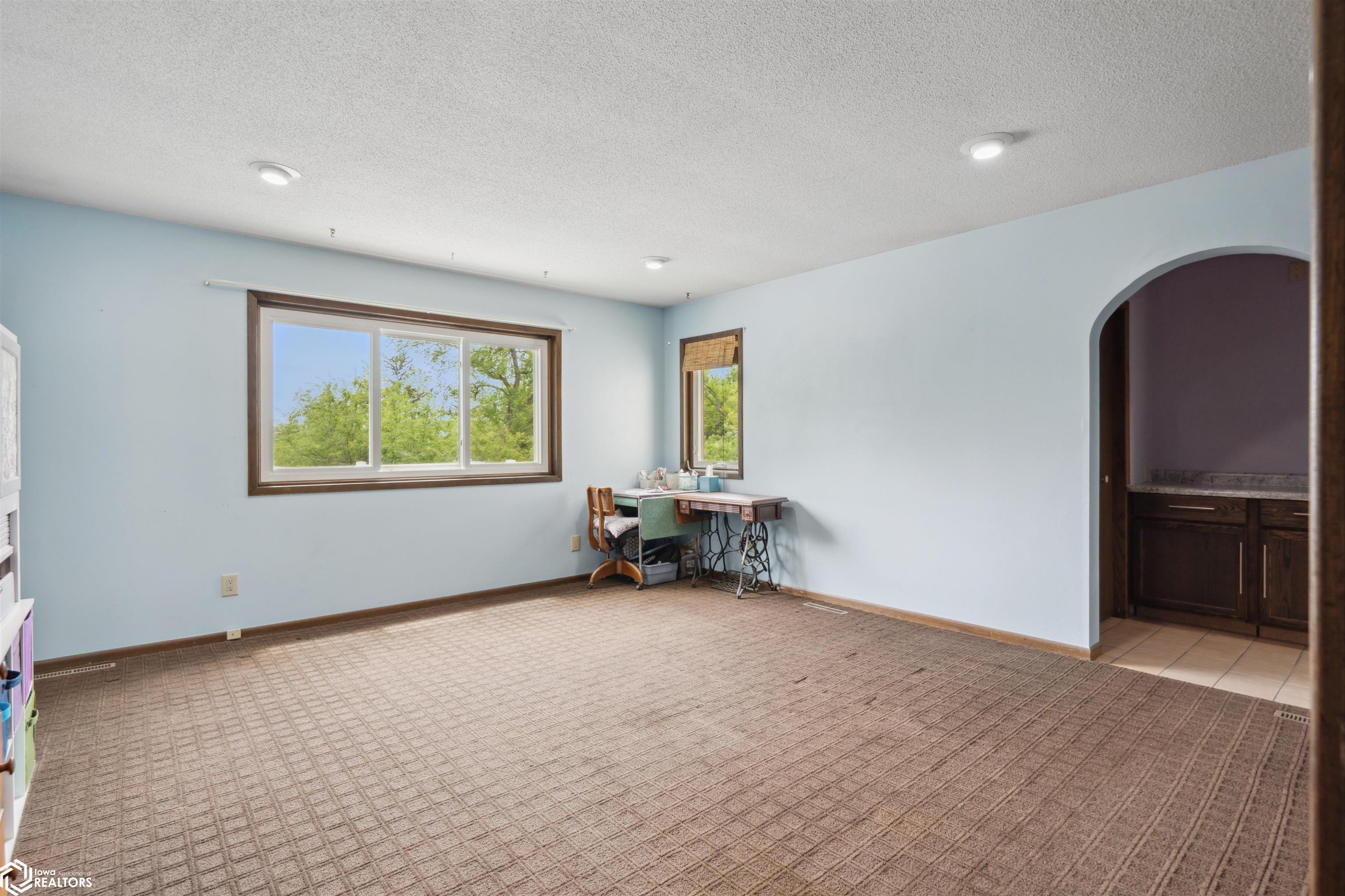 2508 W Lincoln Way, Marshalltown, Iowa image 15