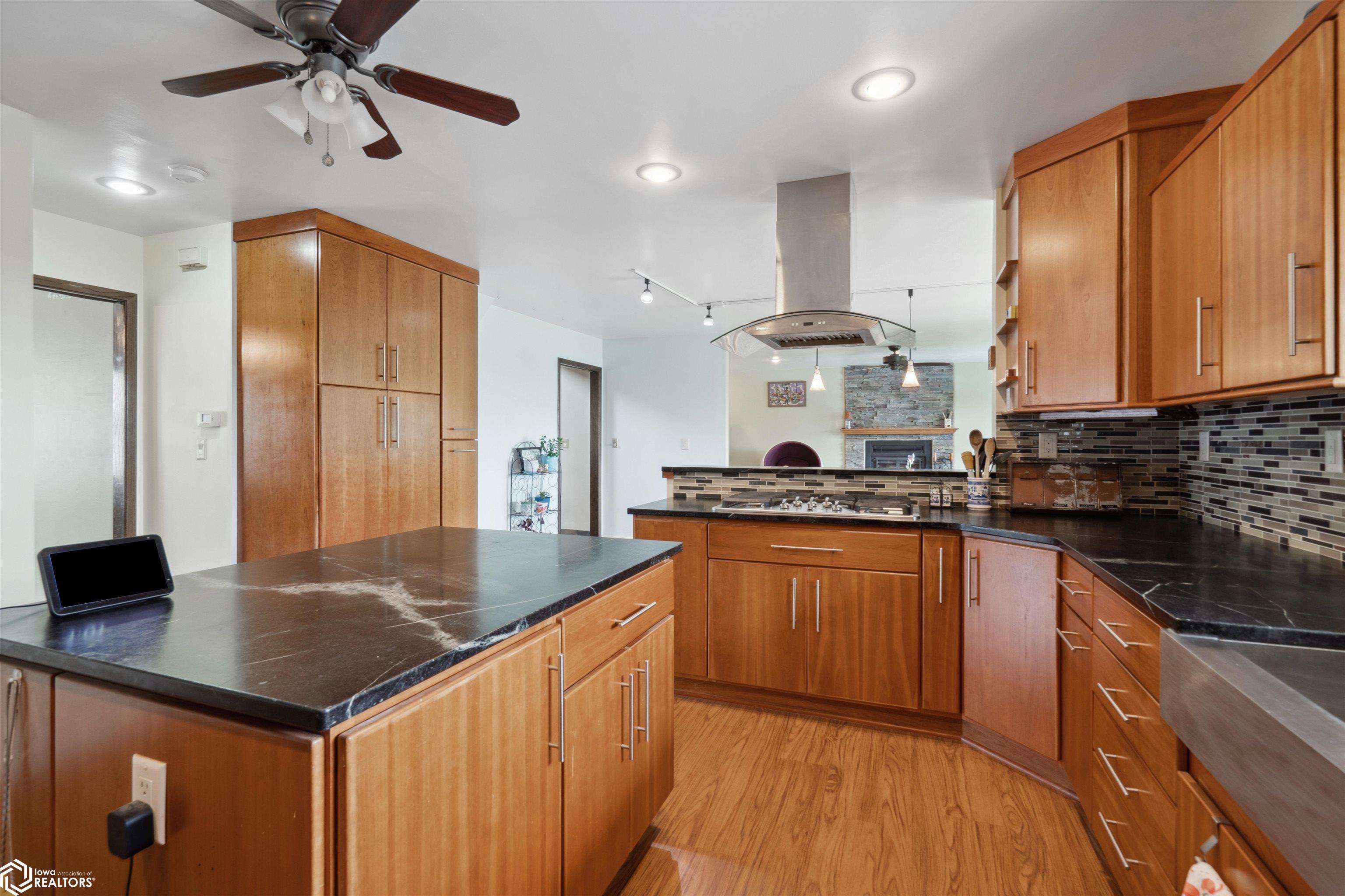 2508 W Lincoln Way, Marshalltown, Iowa image 10