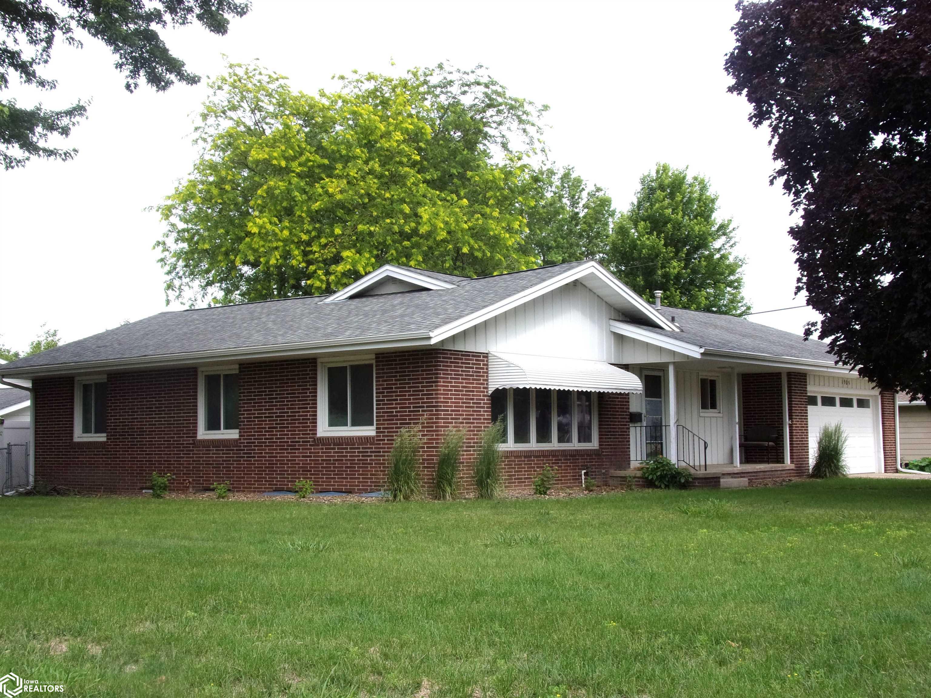 1905 Quint Avenue, Carroll, Iowa image 1