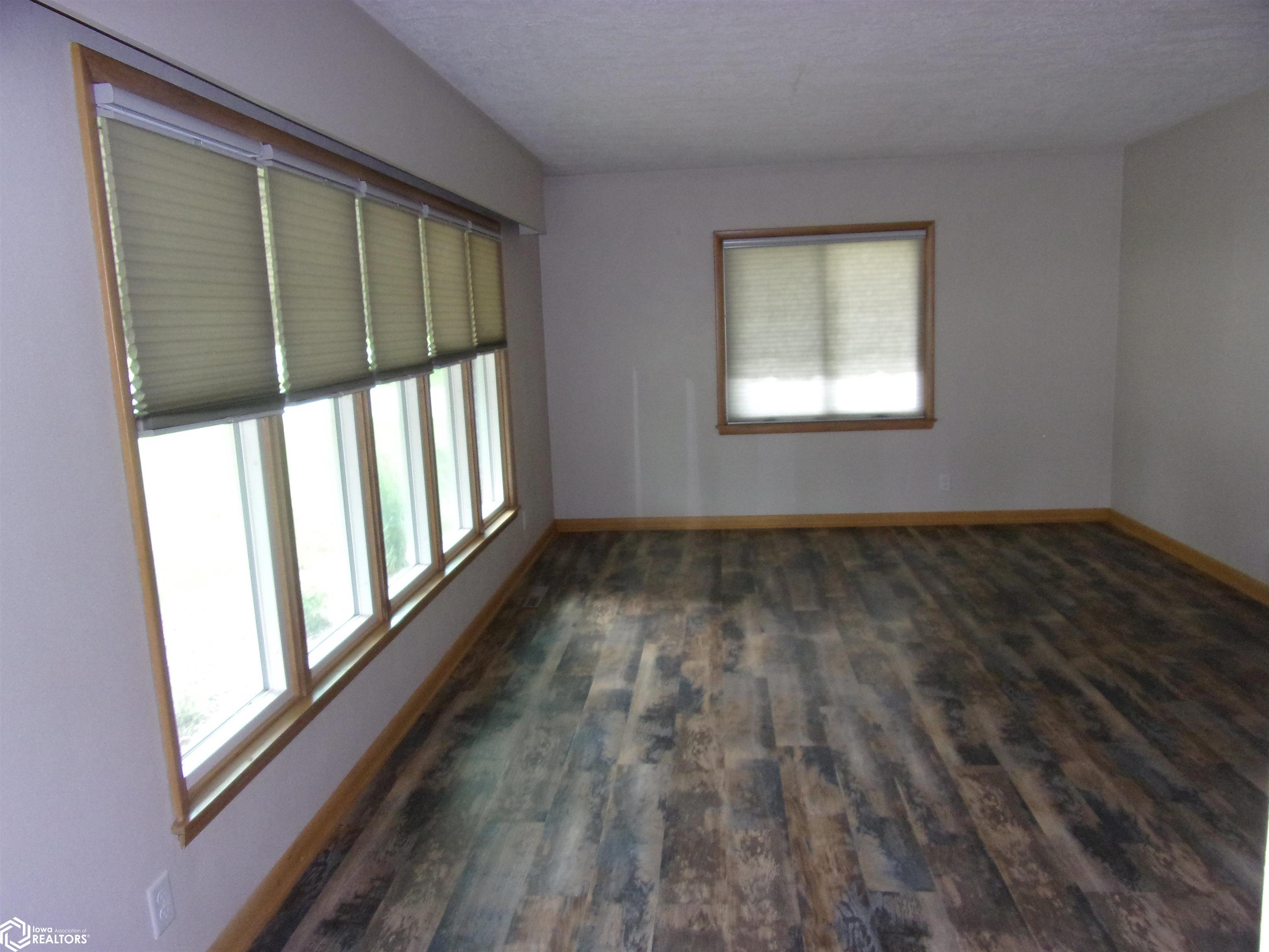 1905 Quint Avenue, Carroll, Iowa image 2