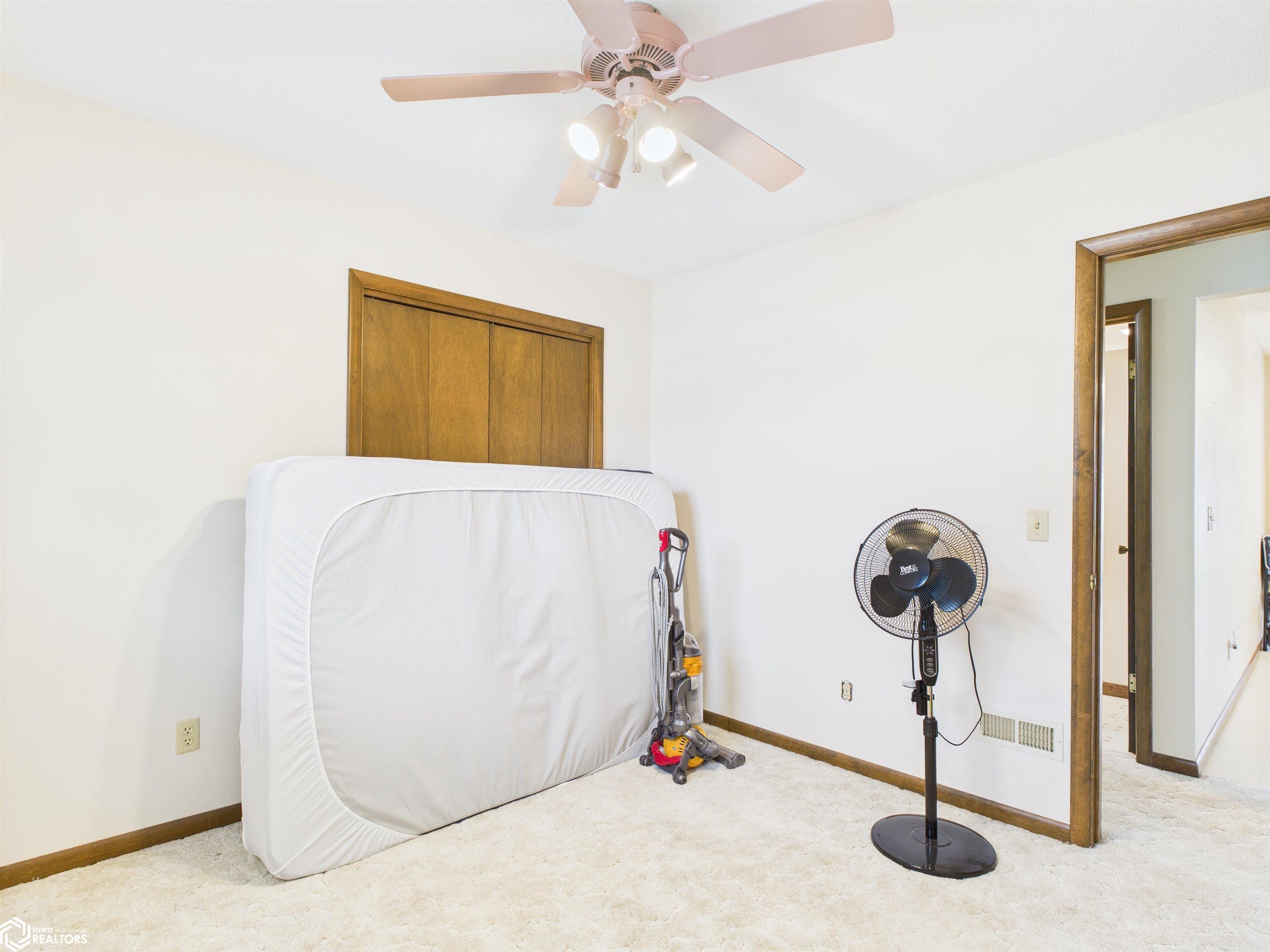 30 Cedar Court, Montrose, Iowa image 11