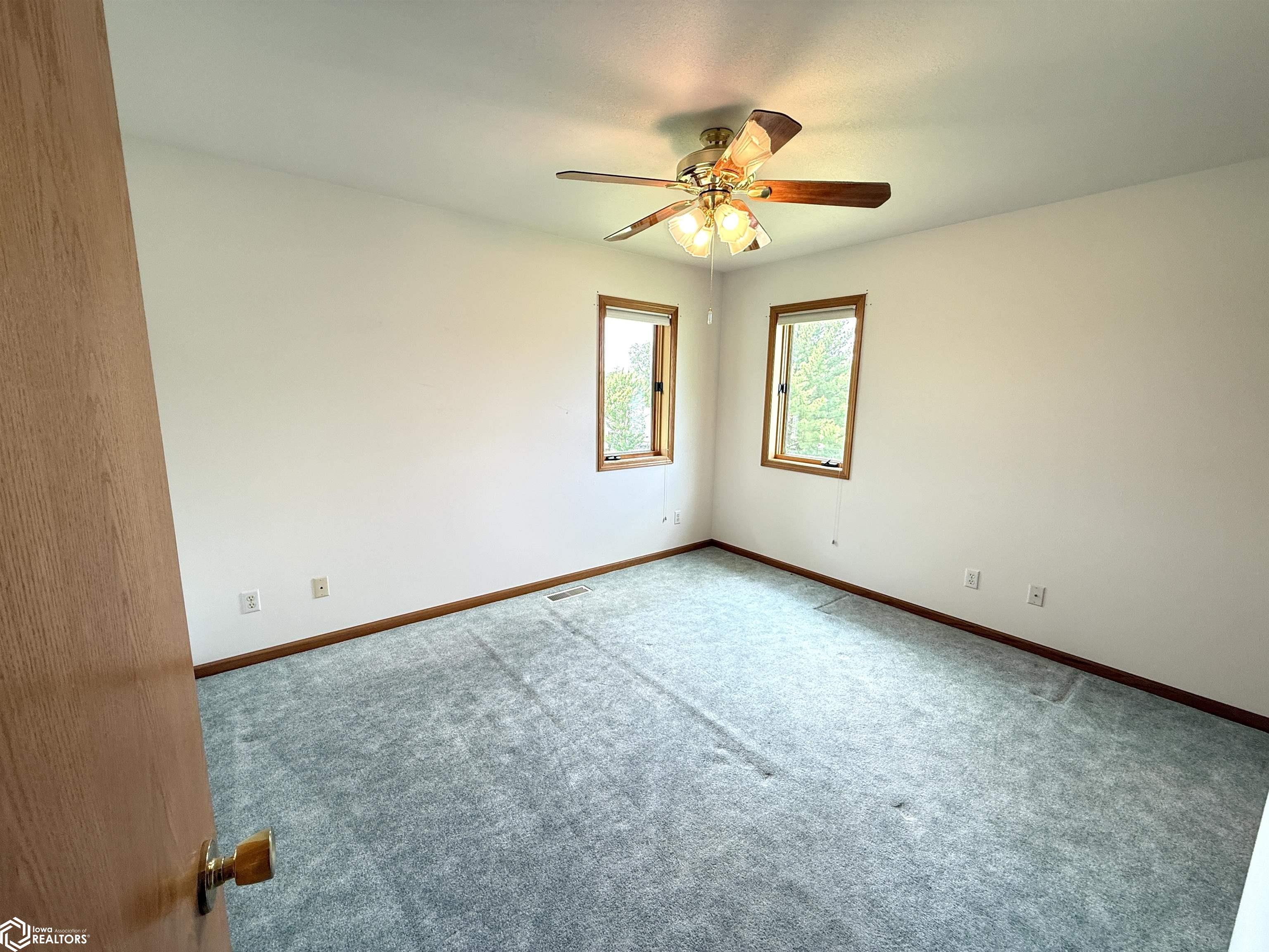 703 S Adams Court, Mount Pleasant, Iowa image 14