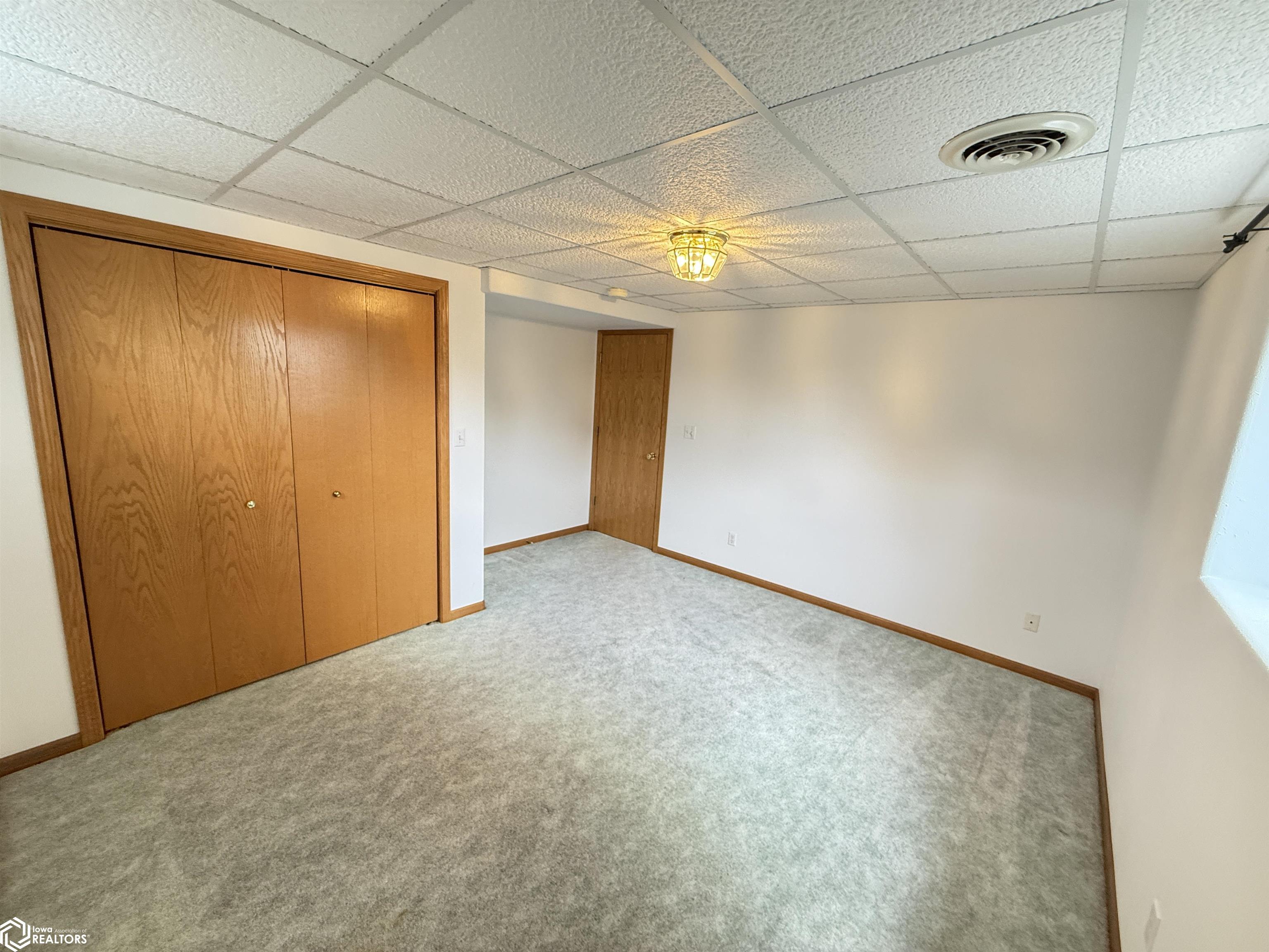 703 S Adams Court, Mount Pleasant, Iowa image 23