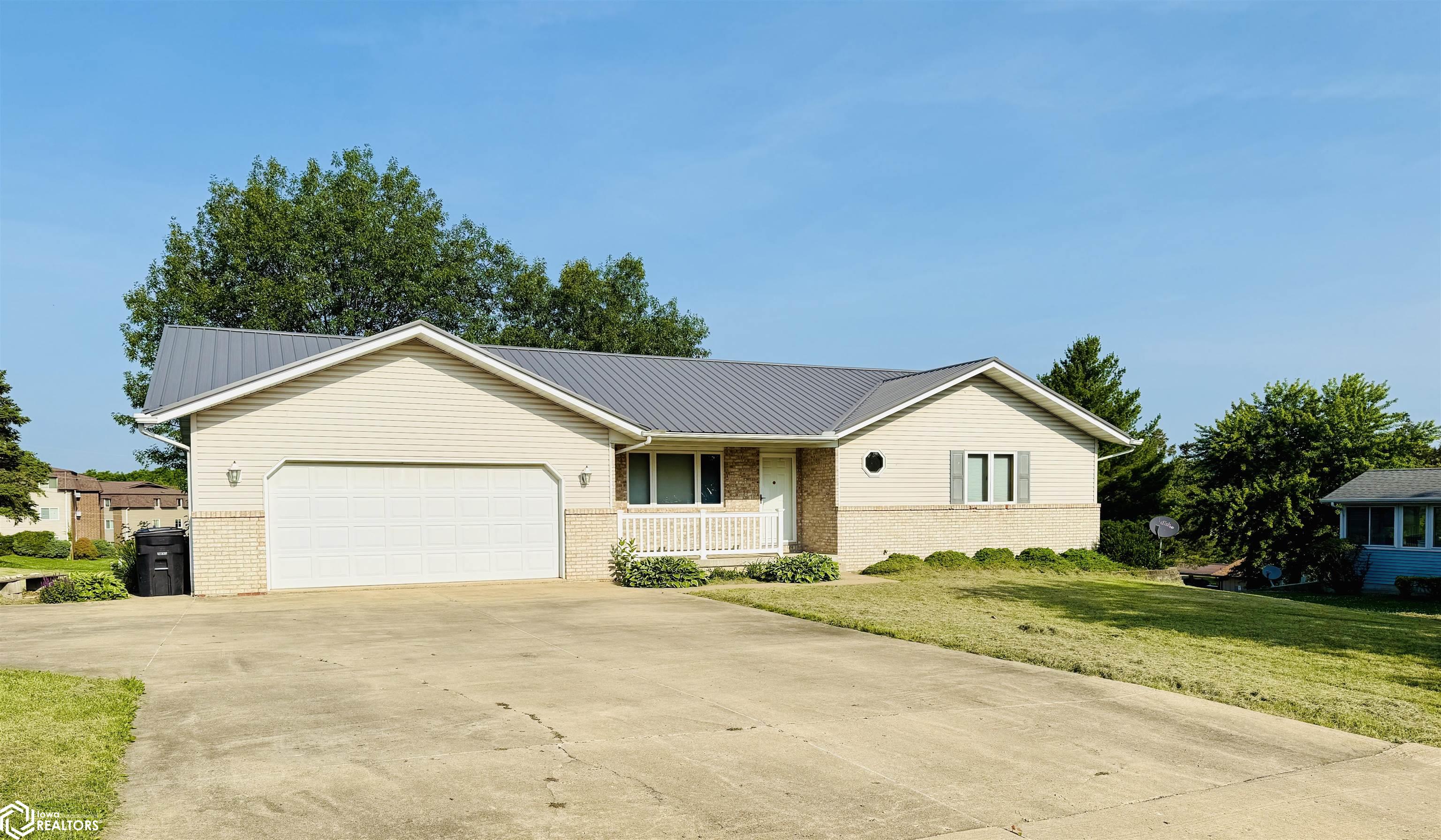 703 S Adams Court, Mount Pleasant, Iowa image 33