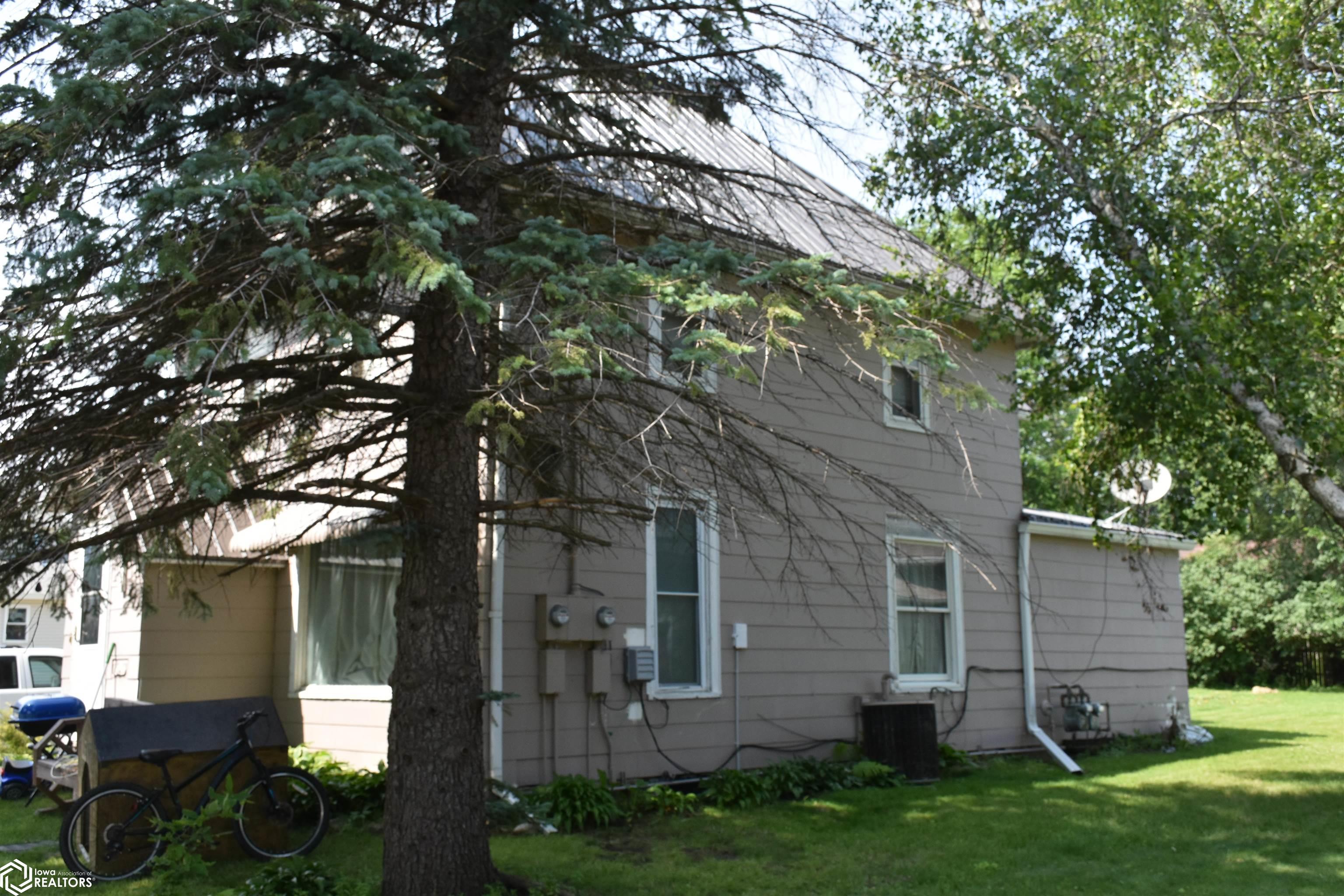715 N Oak Street, Iowa Falls, Iowa image 4