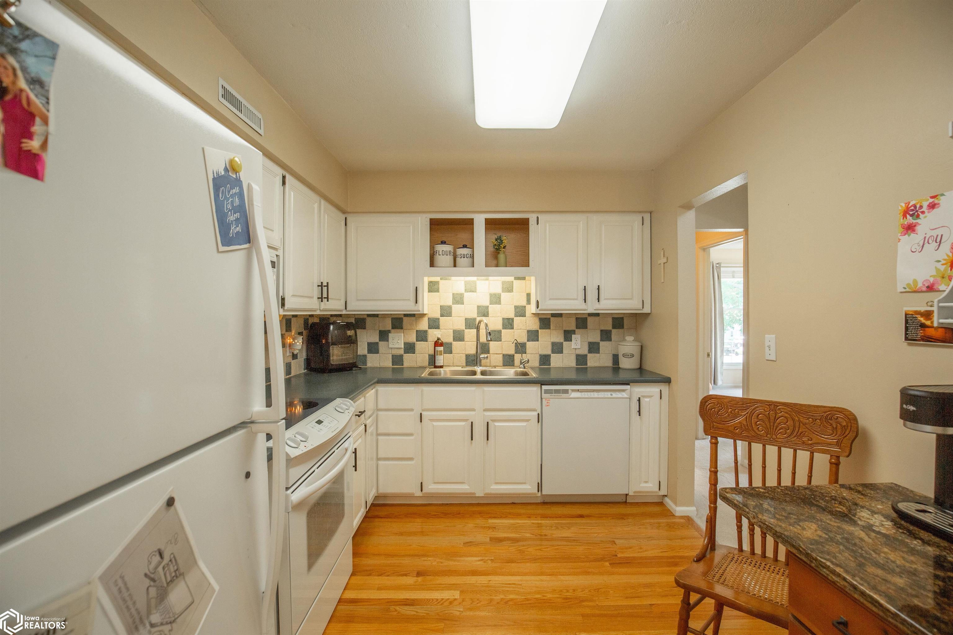 408 S Hall Street #8, Algona, Iowa image 11