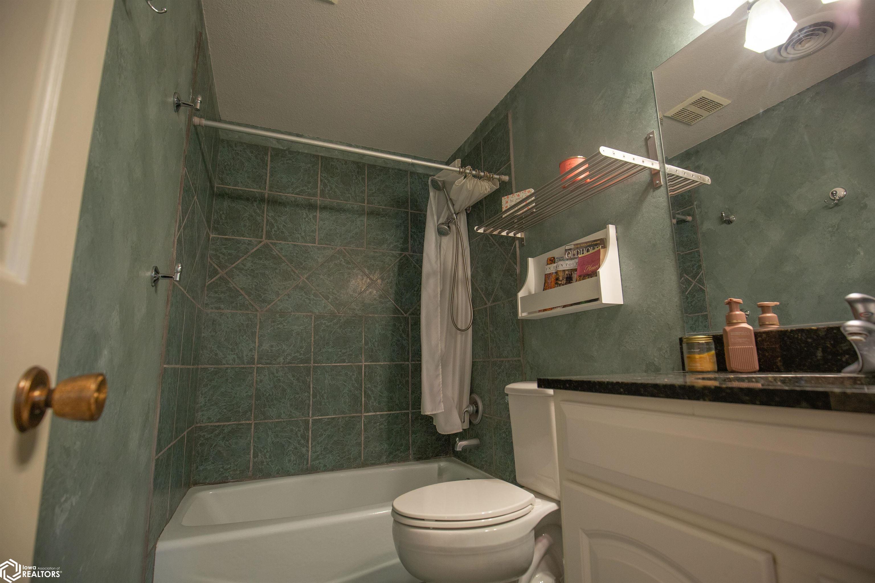 408 S Hall Street #8, Algona, Iowa image 18