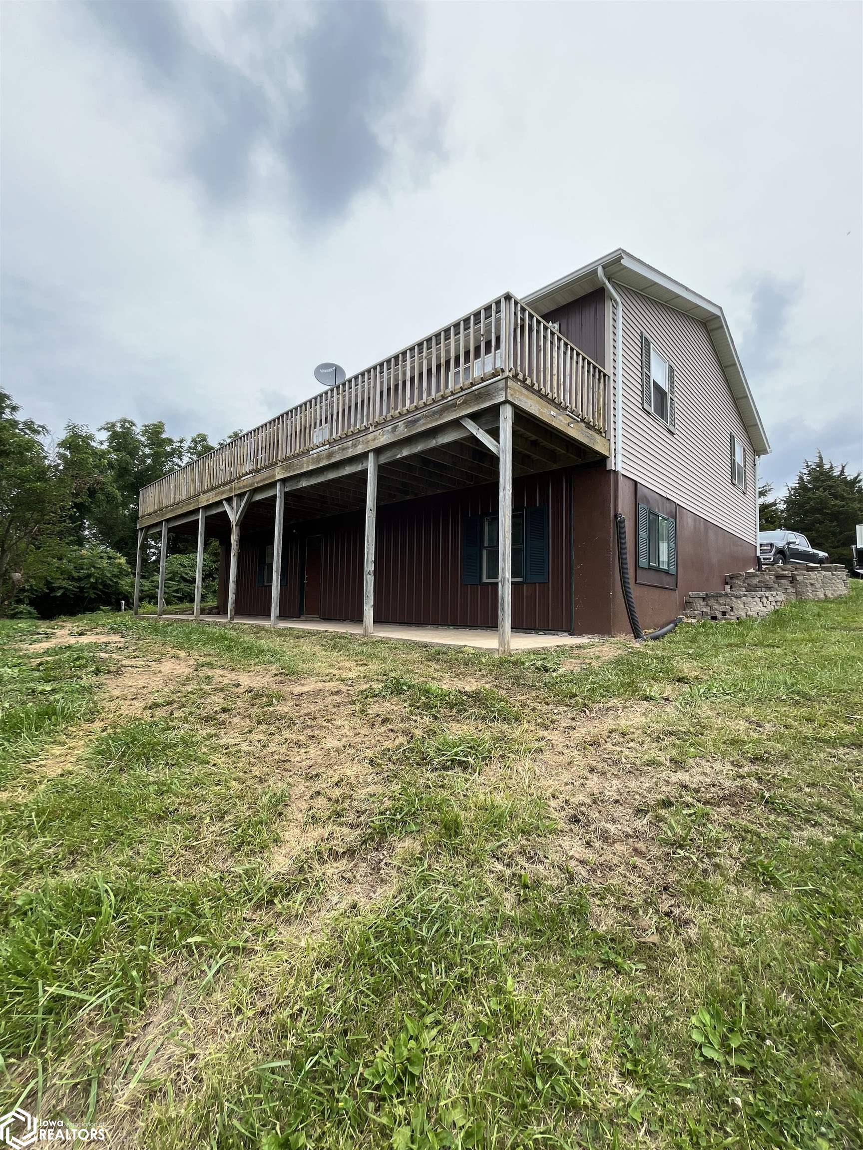 5635 Bluff Road, Fort Madison, Iowa image 2