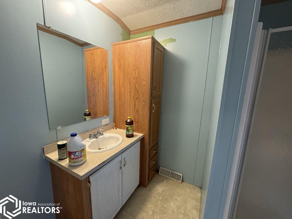 27019 Highway 2, Moulton, Iowa image 16