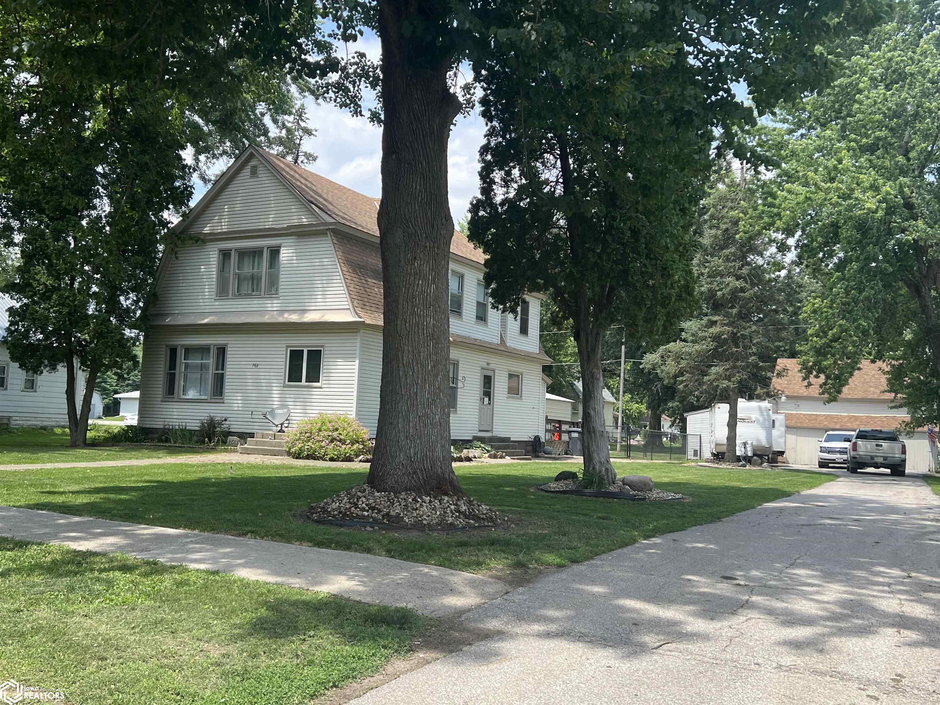 702 3rd Street, Battle Creek, Iowa image 1