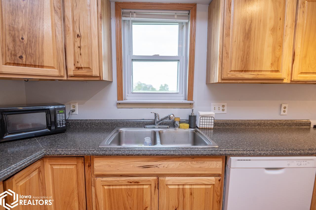 2326 Ohio Road, Corydon, Iowa image 41