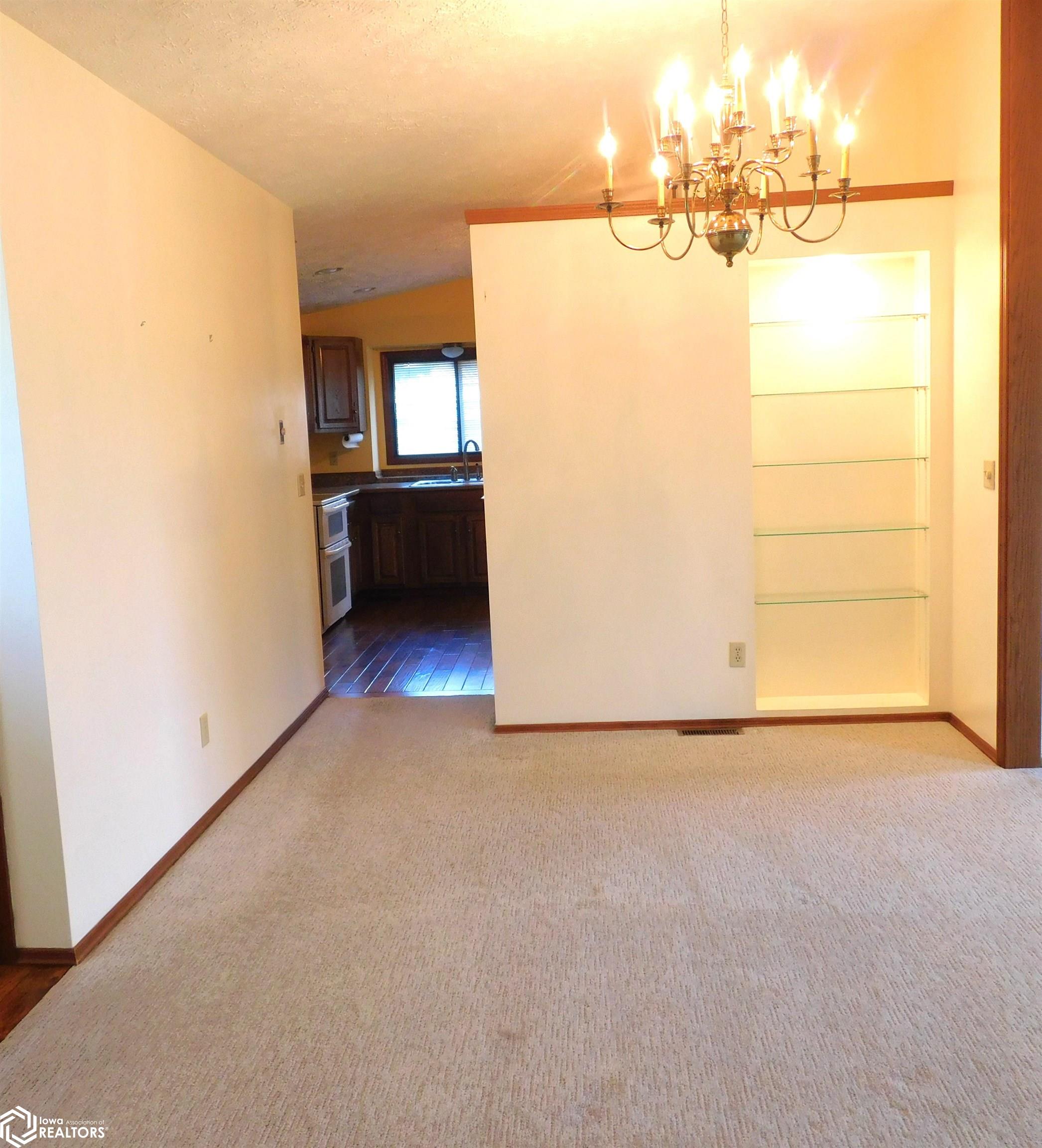 1402 Idlewood Drive, Denison, Iowa image 2