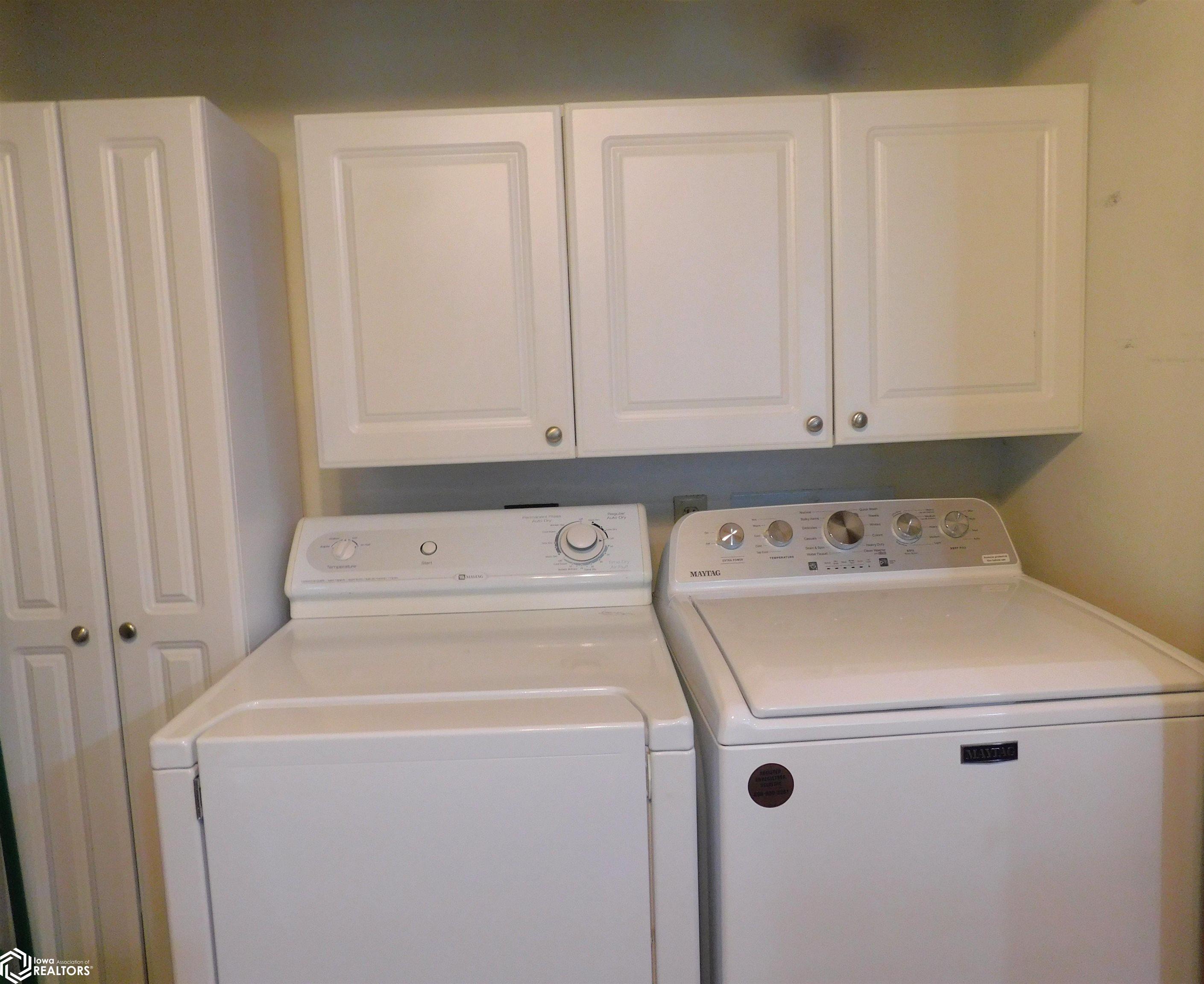 1402 Idlewood Drive, Denison, Iowa image 14