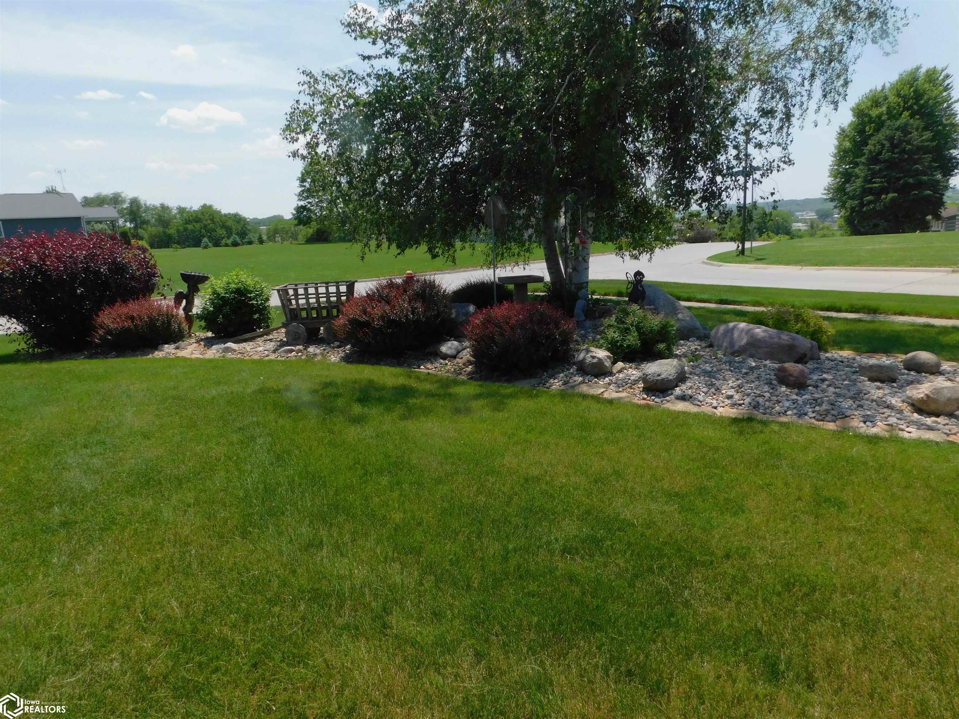 1402 Idlewood Drive, Denison, Iowa image 27